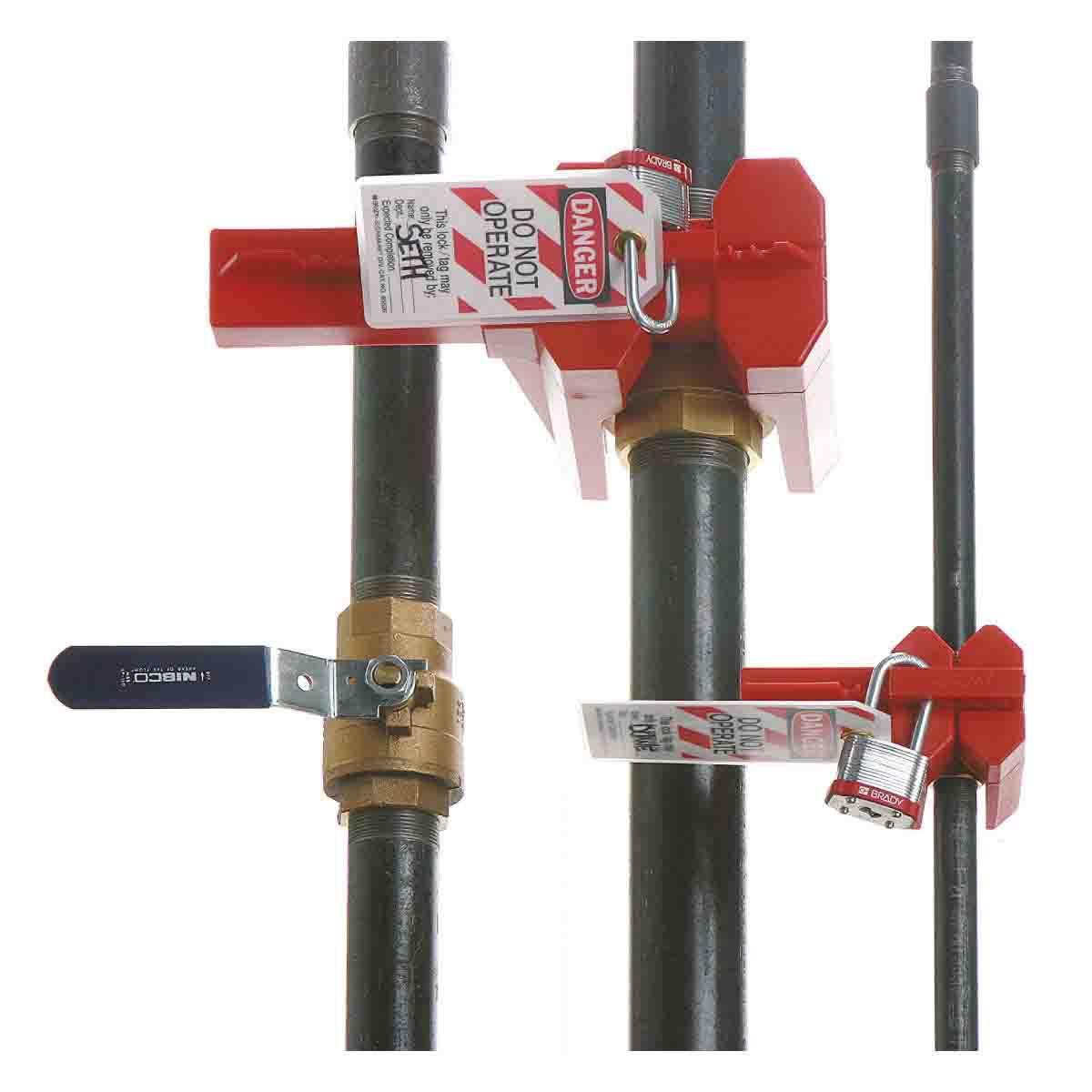 Master Lock® 481 Rotating Gate Valve Lockout, Fits Minimum Handle Size: 2 in, Fits Maximum Handle Size: 5 in, 3 Padlocks, -50 deg F Min, 350 deg F max