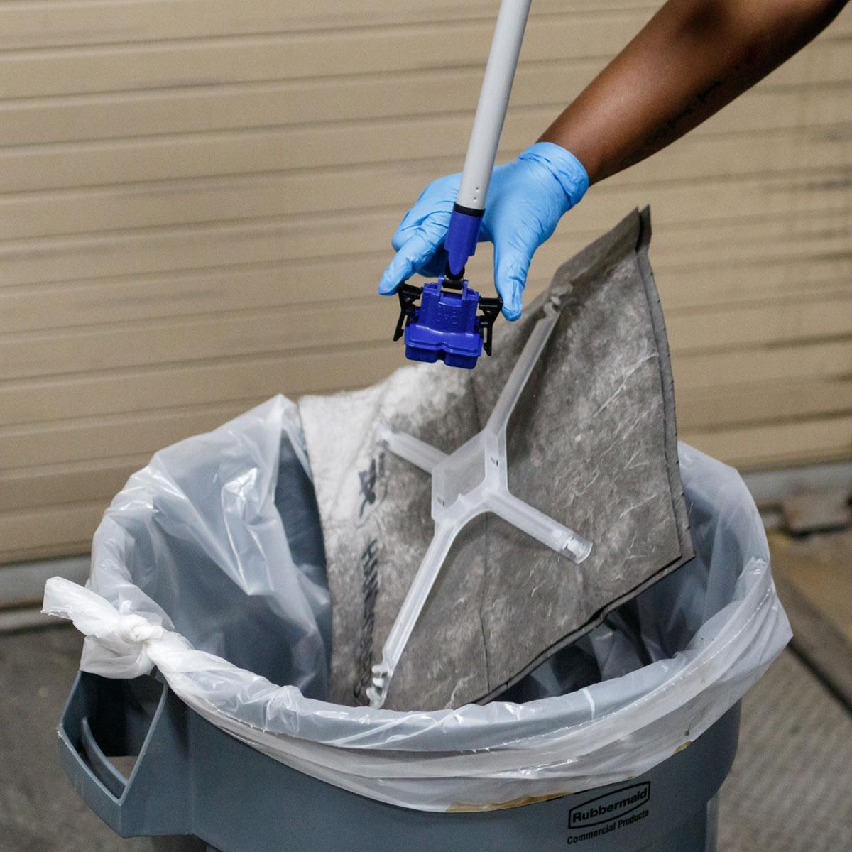 Brady® HANDYSORB-MOPKIT