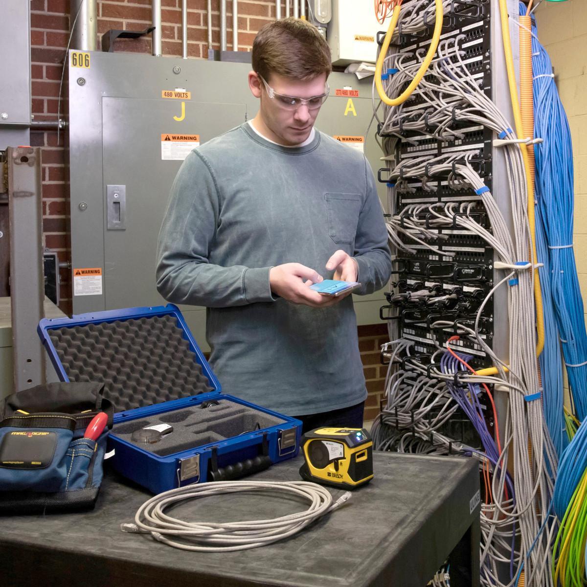 Brady&reg; M211 BDY M211-PRINTER