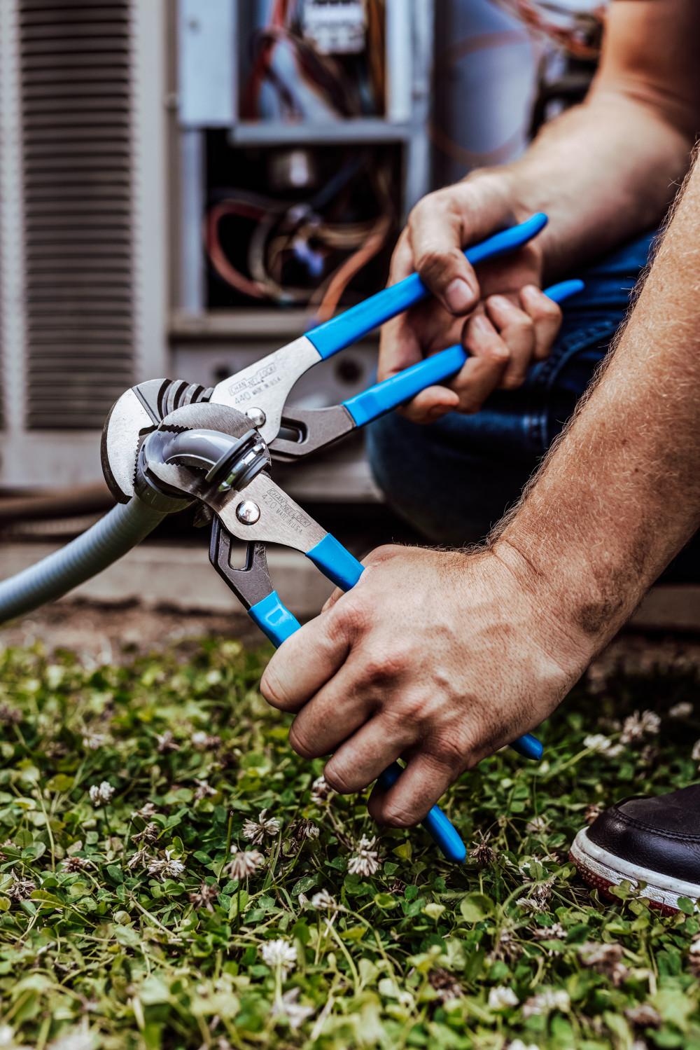 Channellock&reg; CD-440 Tongue and Groove Plier, 2-1/4 in, 1-1/2 in L x 1/2 in THK Straight Forged Alloy Steel Jaw, 12 in OAL