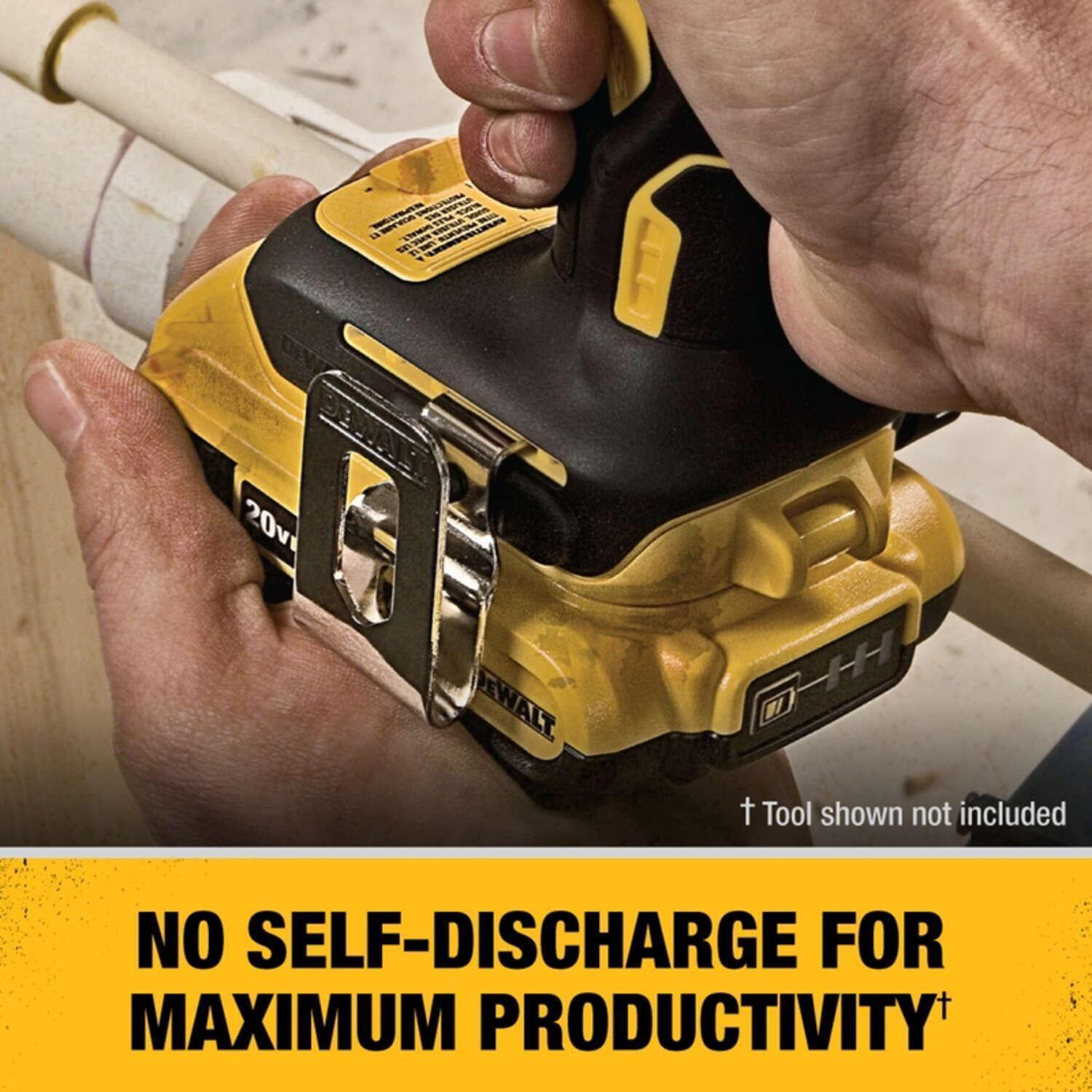 DeWALT® DCA2203C