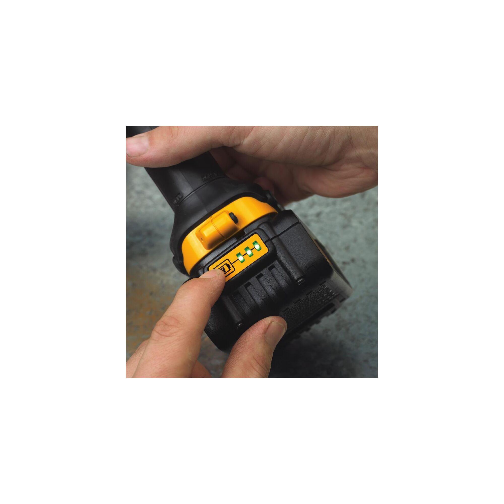 DeWALT&reg; 20V MAX* MATRIX&trade; DCB200C Premium, 3 Ah Li-Ion Battery, 20 V DC Charge, For Use With 20 V MAX* Cordless Tools