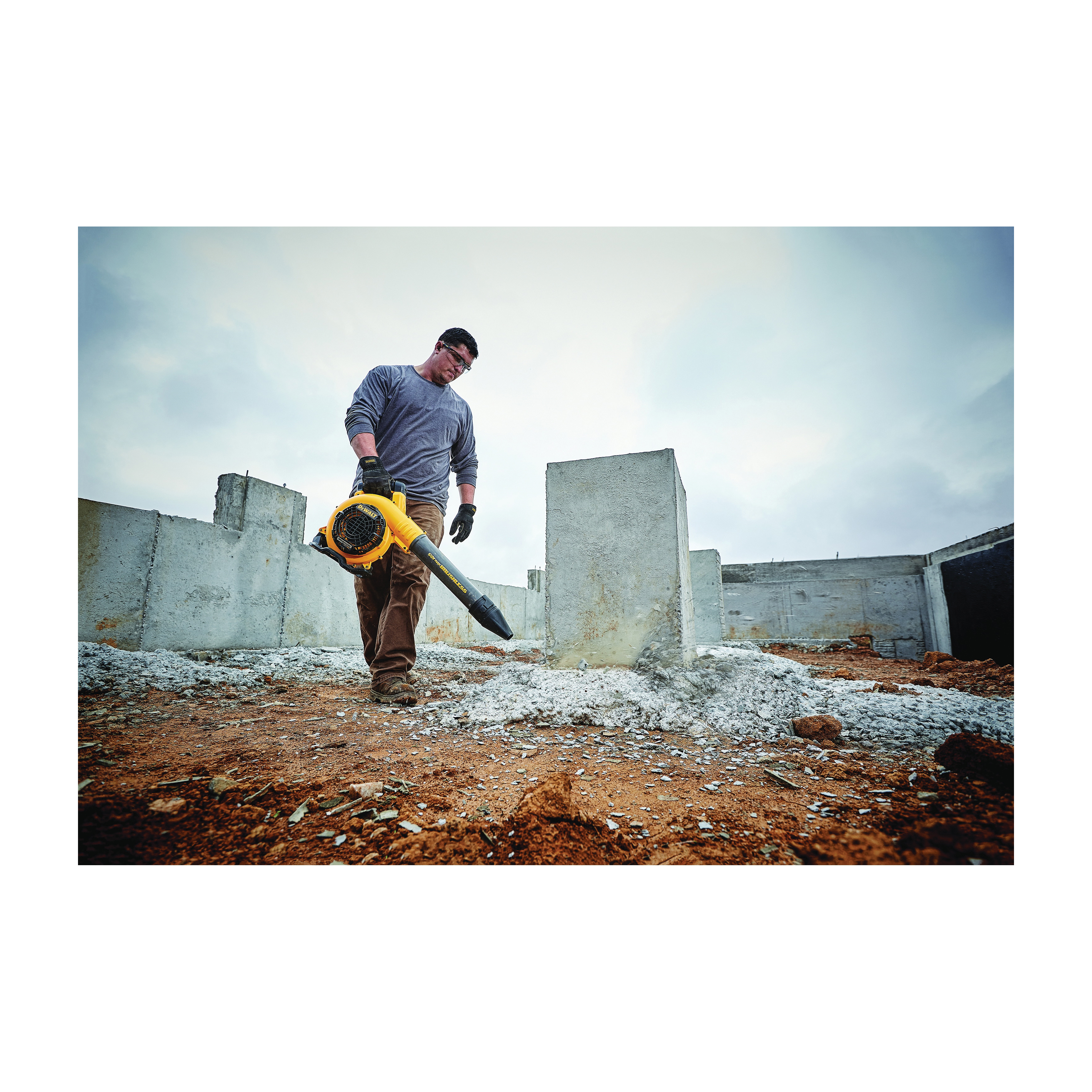 DeWALT® DCBL770X1