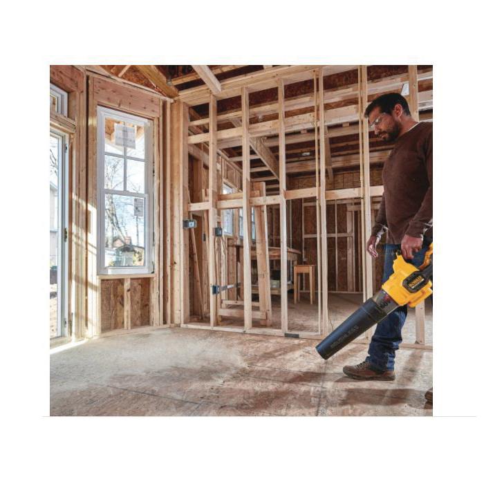 DeWALT&reg; DCBL772B DEWT DCBL772B