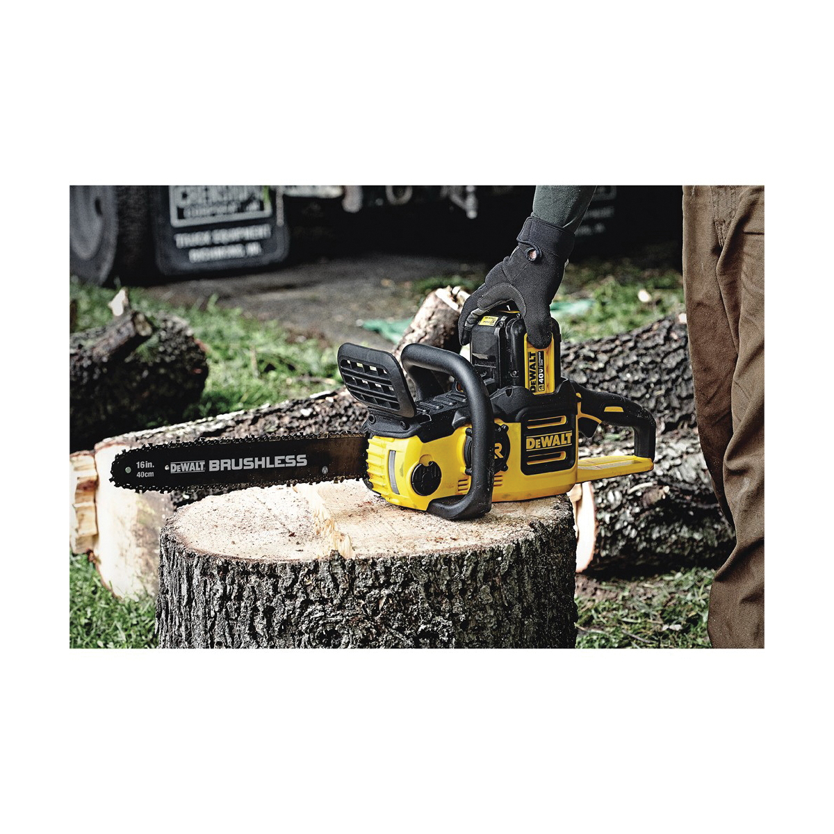 DeWALT&reg; DCCS690M1