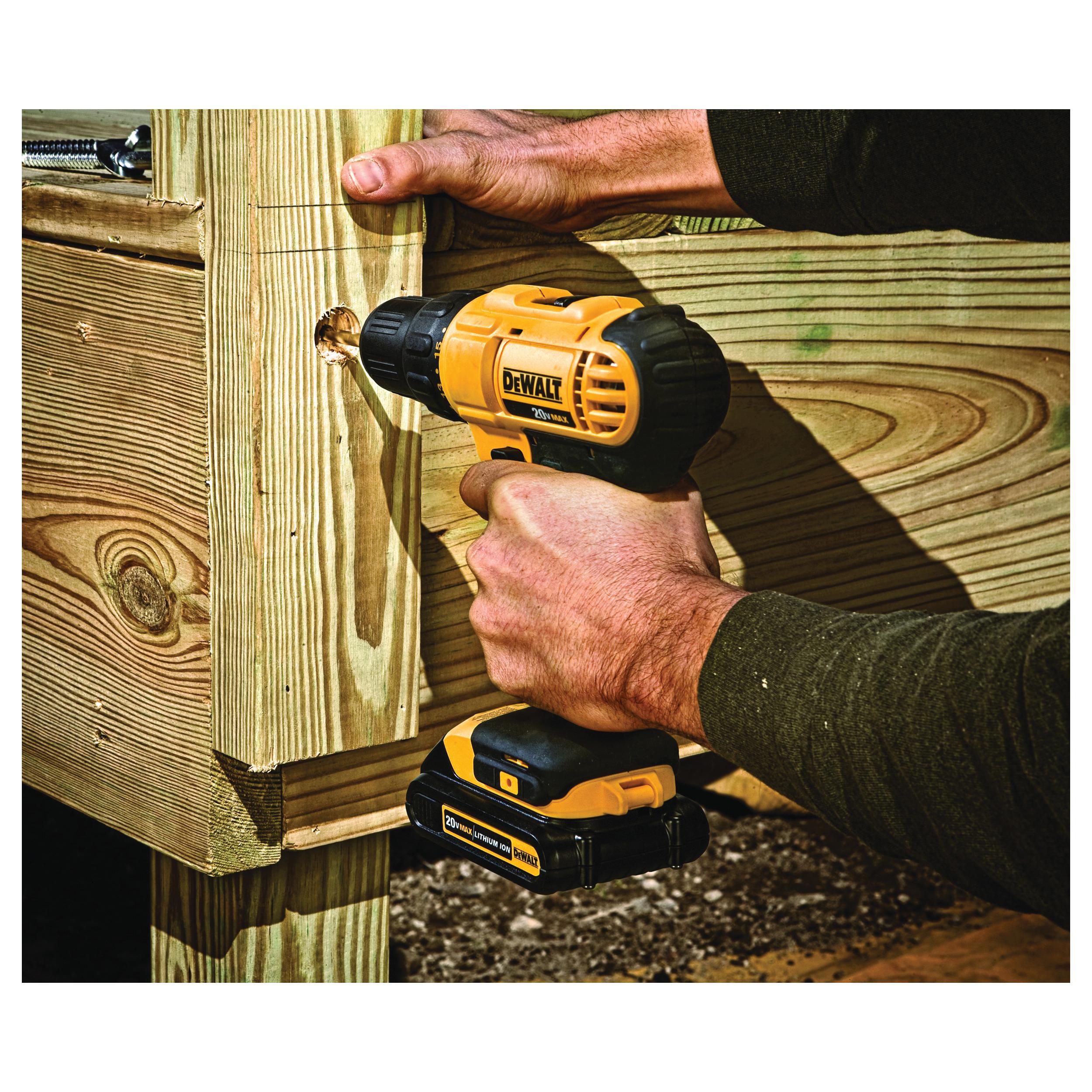 DeWalt&reg; DCD771C2 BLD DCD771C2