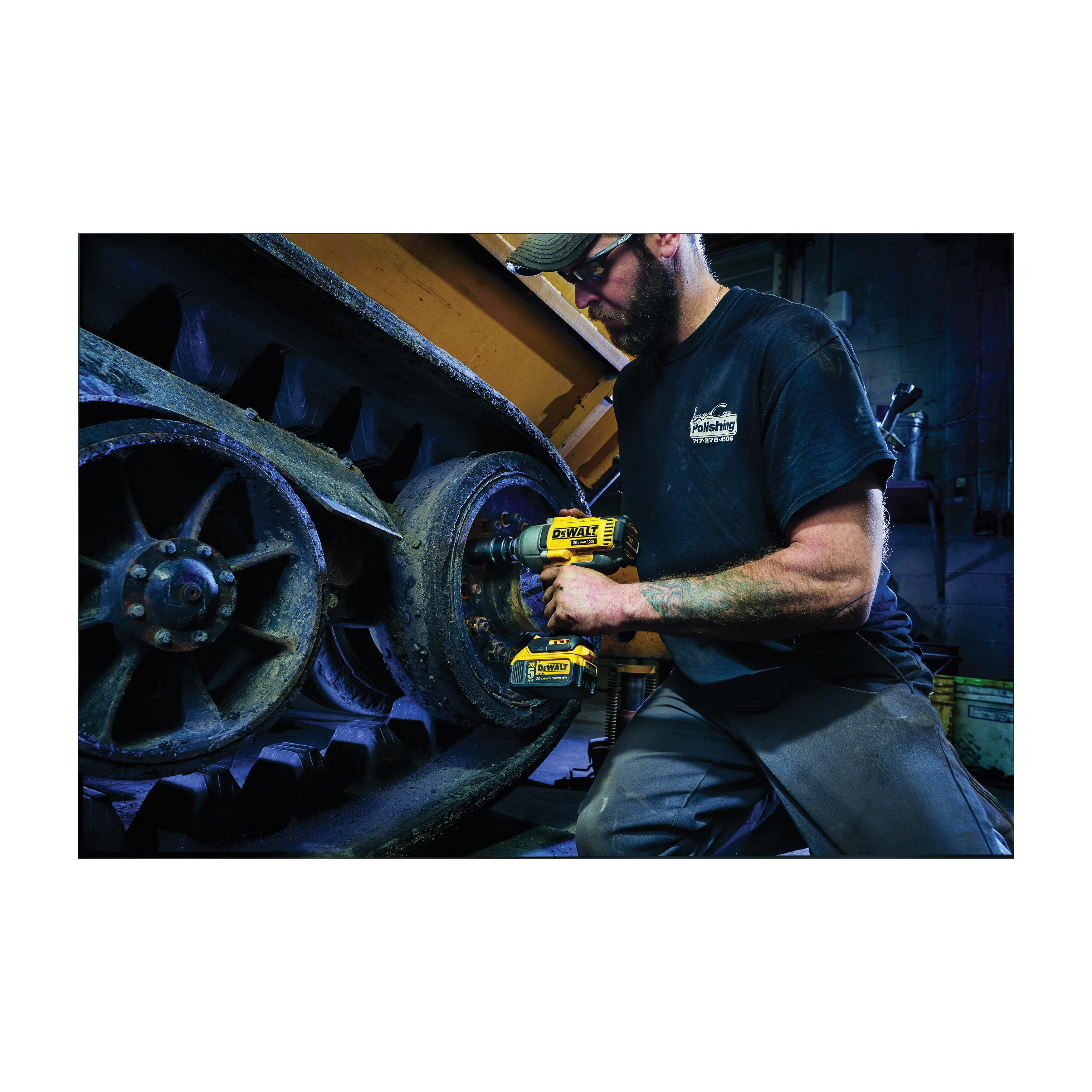 slide DeWalt® DCF899P2