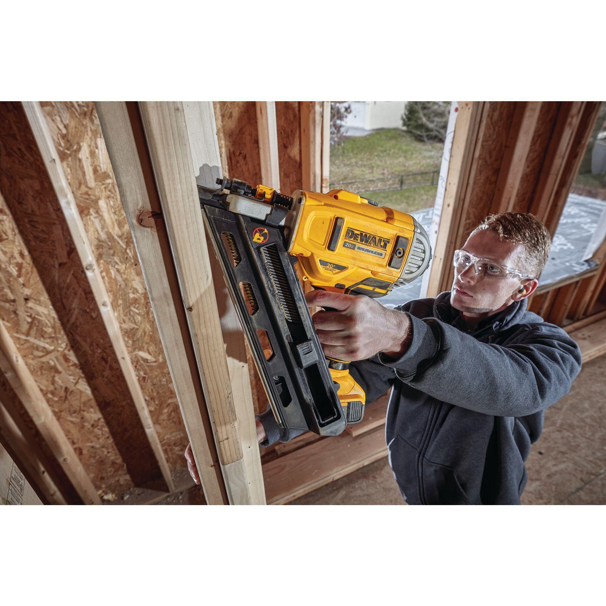 DeWALT&reg; DCN692B DEWT-DCN692B