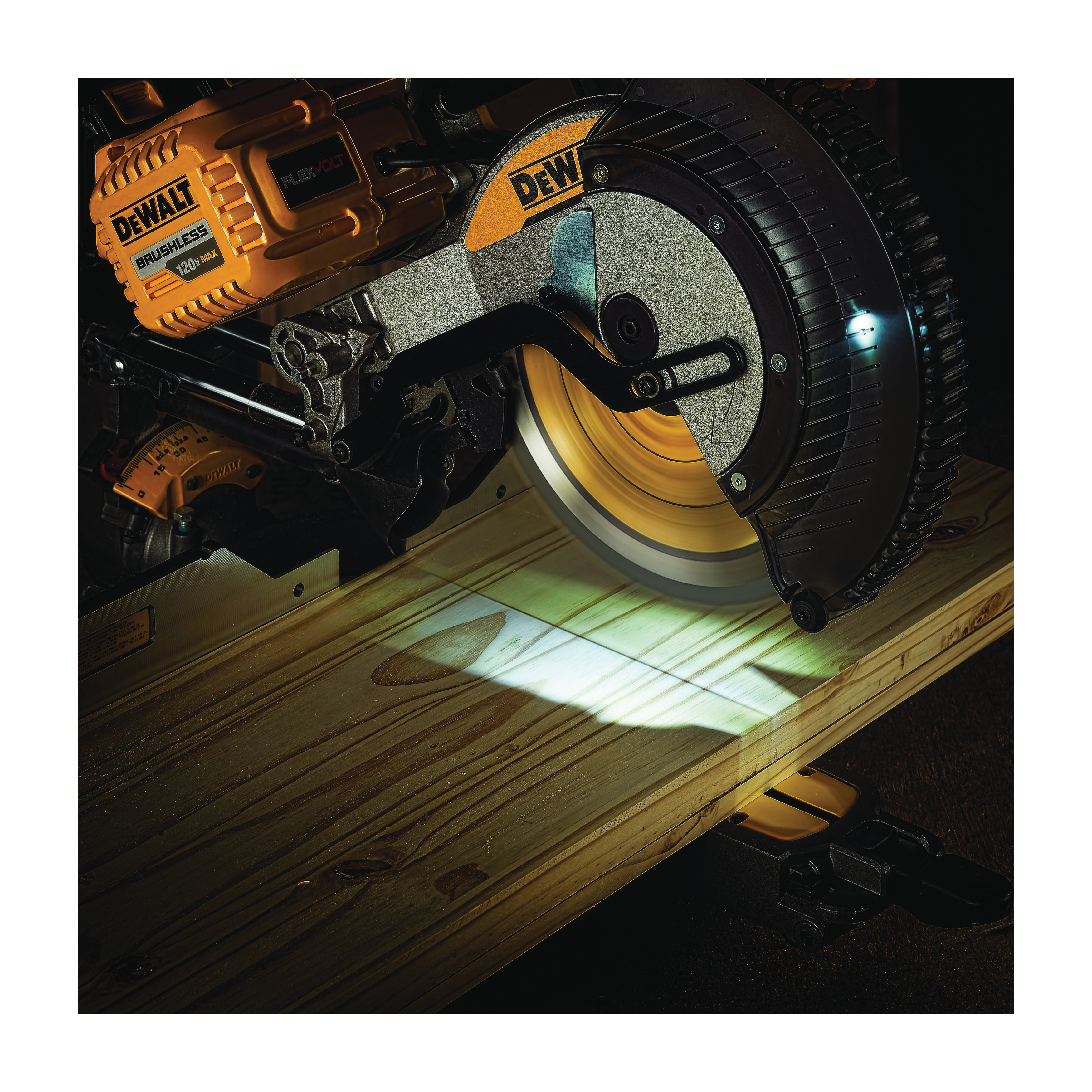 DeWALT&reg; DHS790AT2 DEWT DHS790AT2