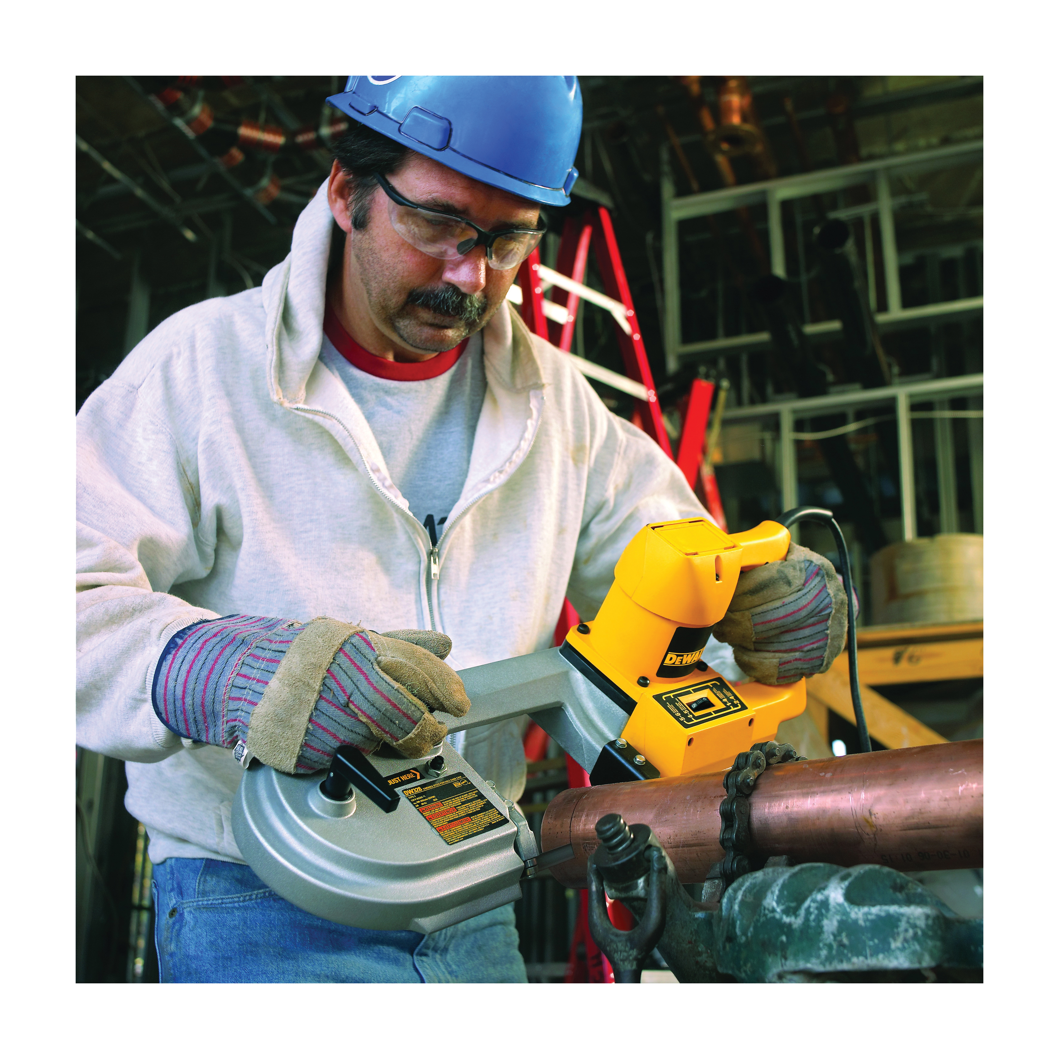 DeWALT® DW328