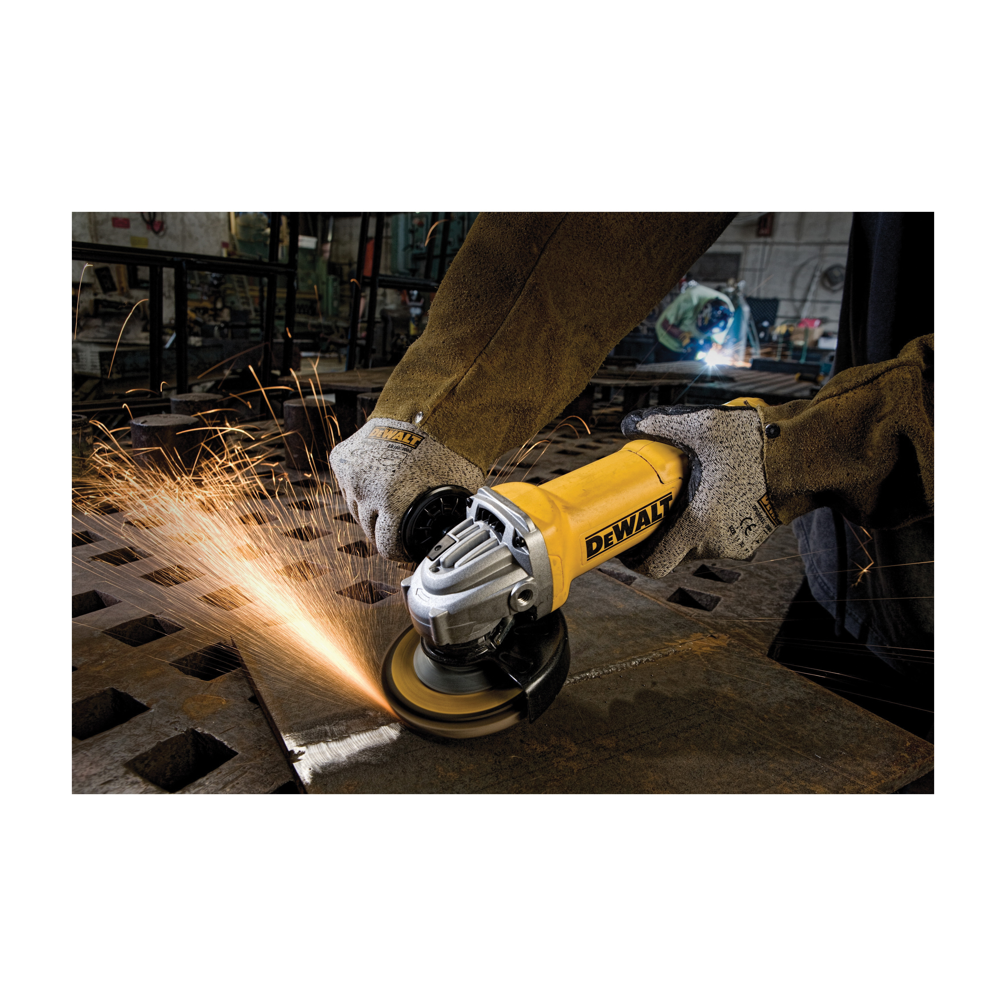 slide DeWalt® DWE402