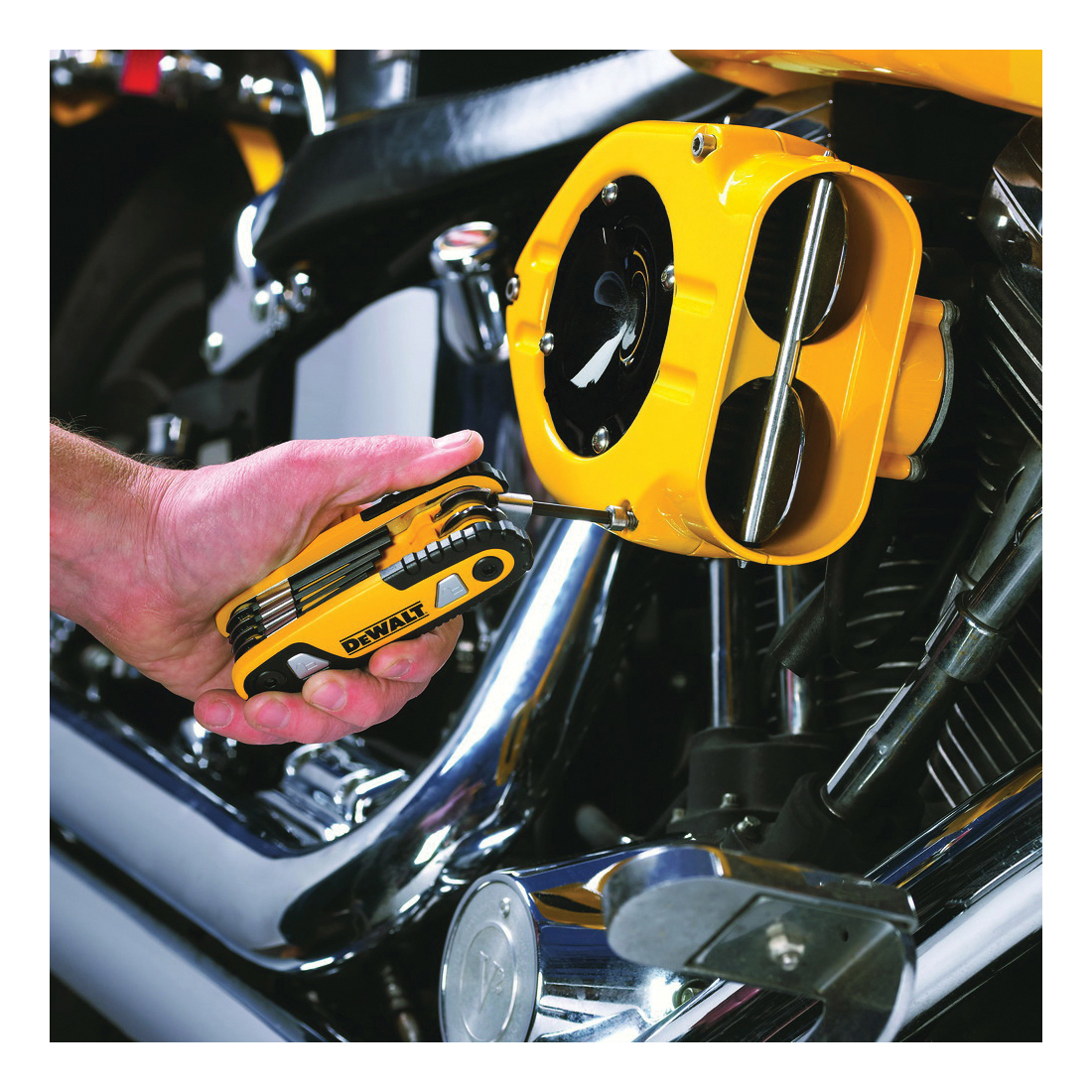 slide DeWalt&reg; DWHT70262M