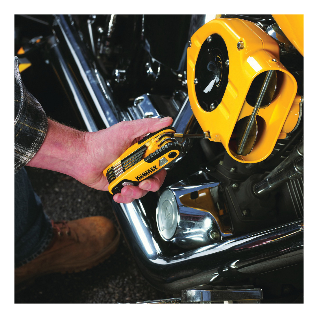 slide DeWalt&reg; DWHT70262M