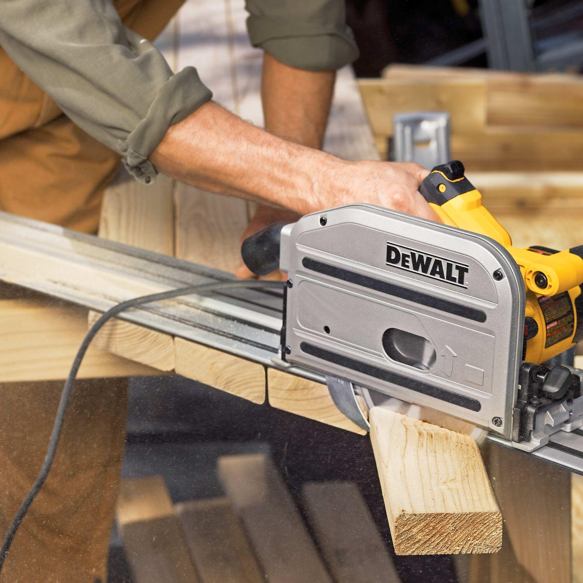 slide DeWalt® DWS520K