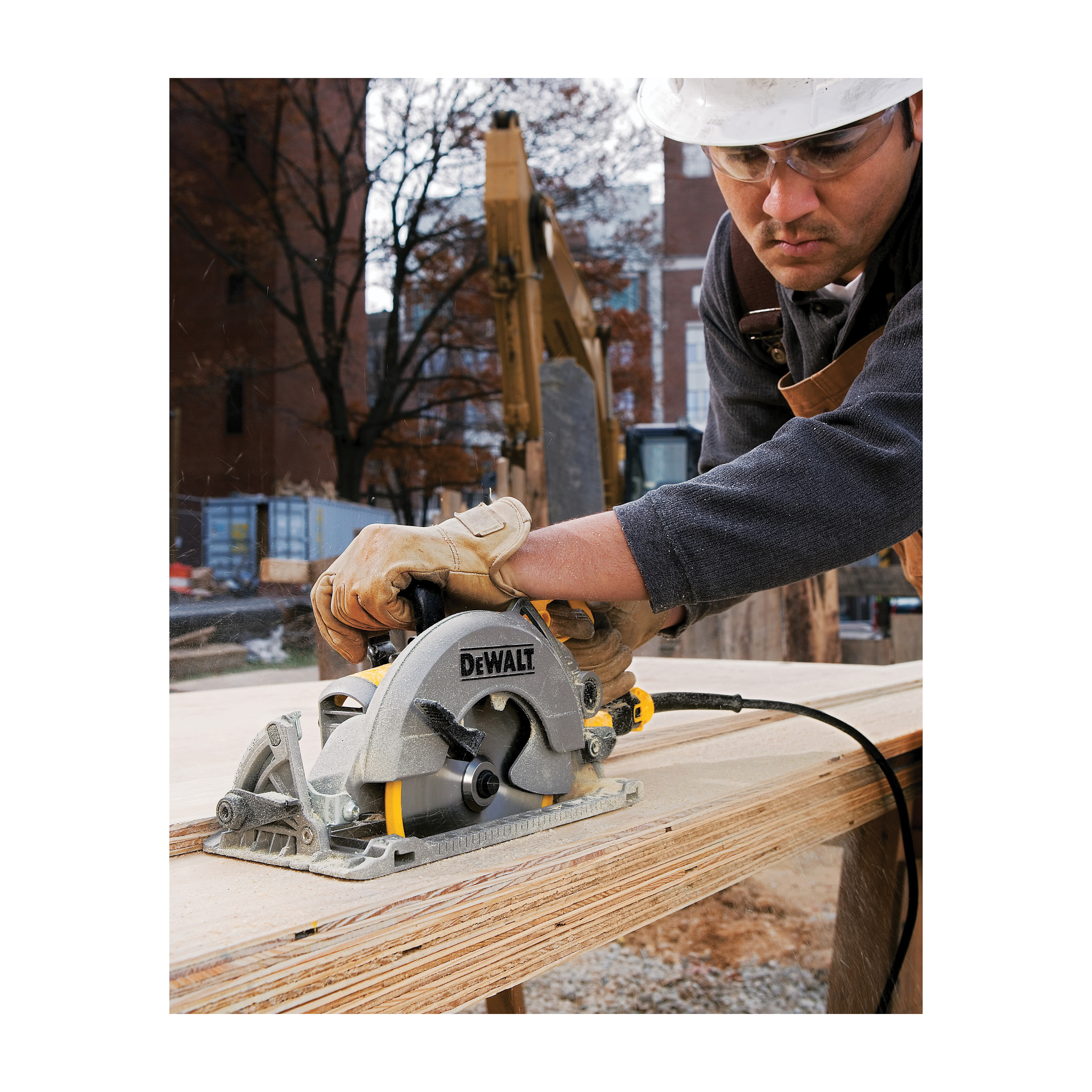 DeWALT® DWS535