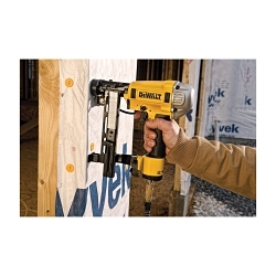 DeWALT® DWSL18CAP