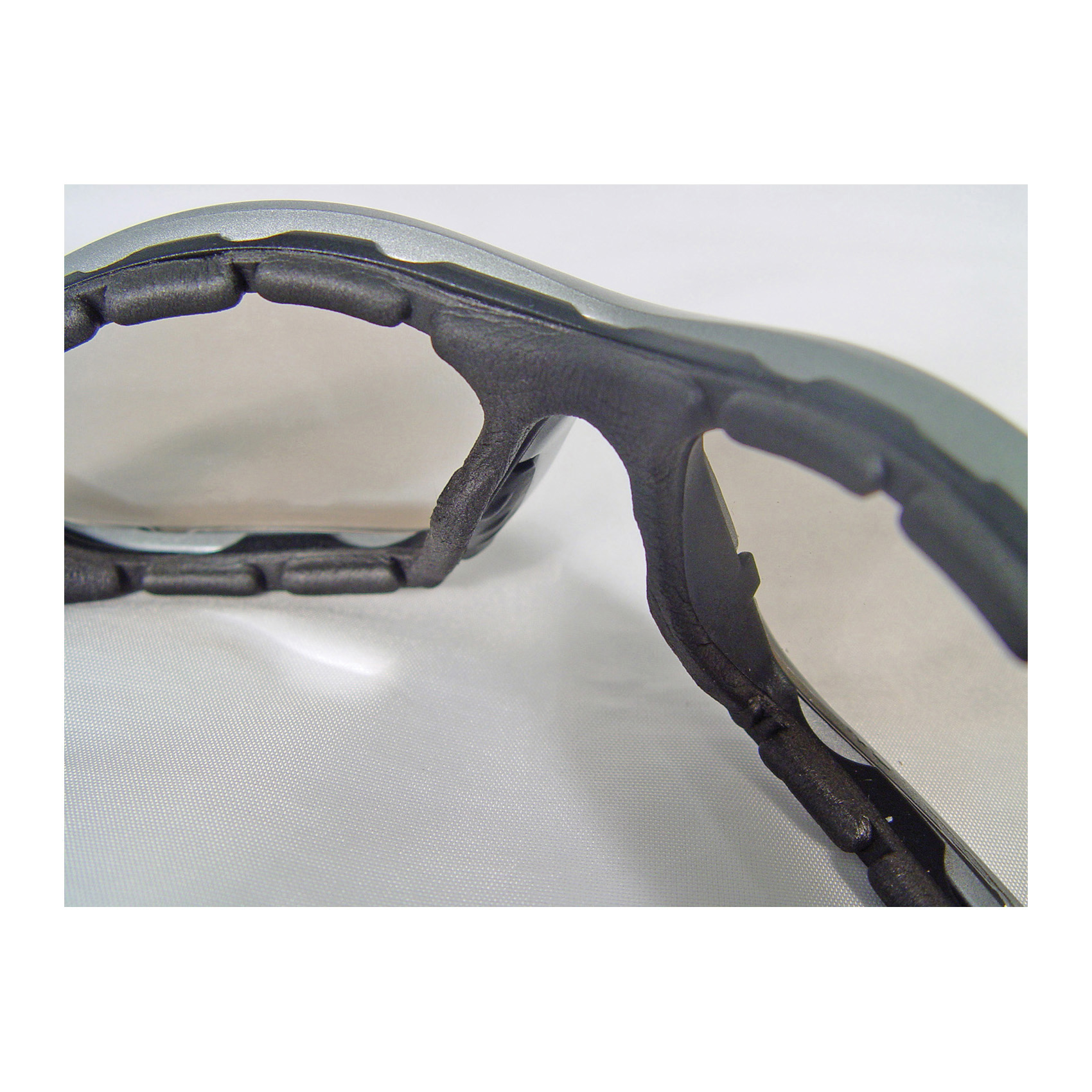 slide DeWalt&reg; by Radians&reg; DPG95-11D