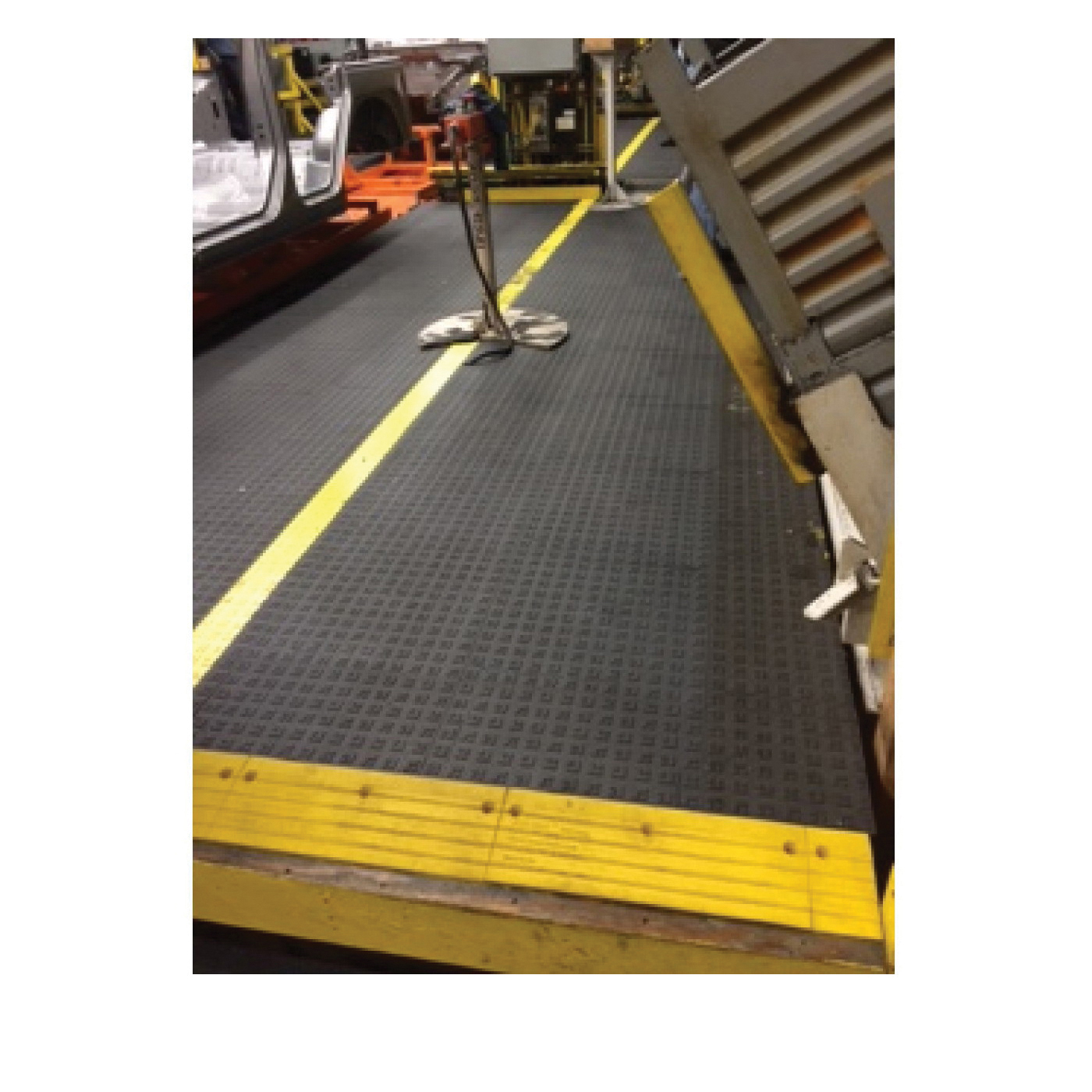 ErgoDeck&reg; 566.78x18x18BK-CS10 WEA 566.78X18X18BK-CS10