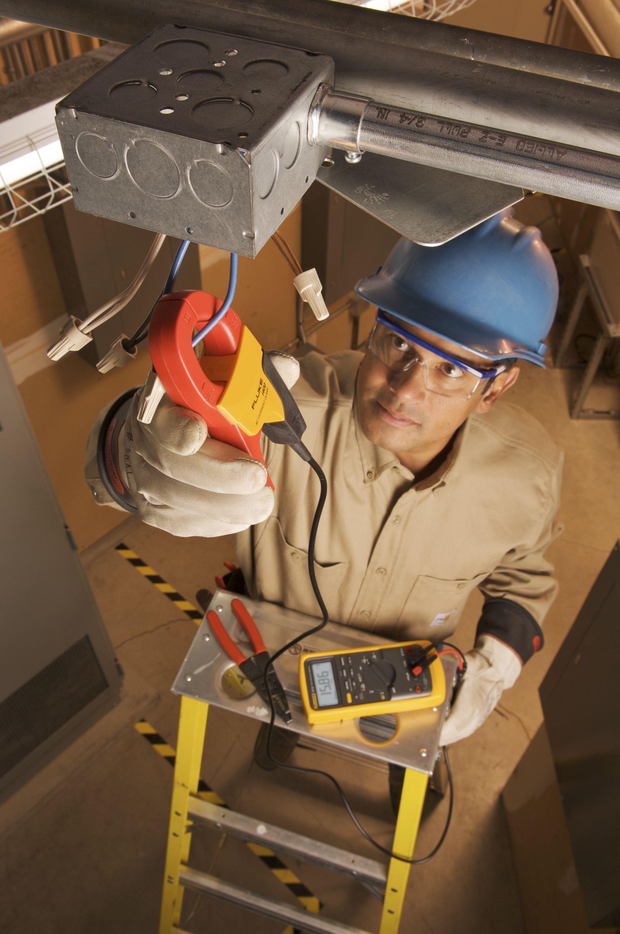 Fluke&reg; I400