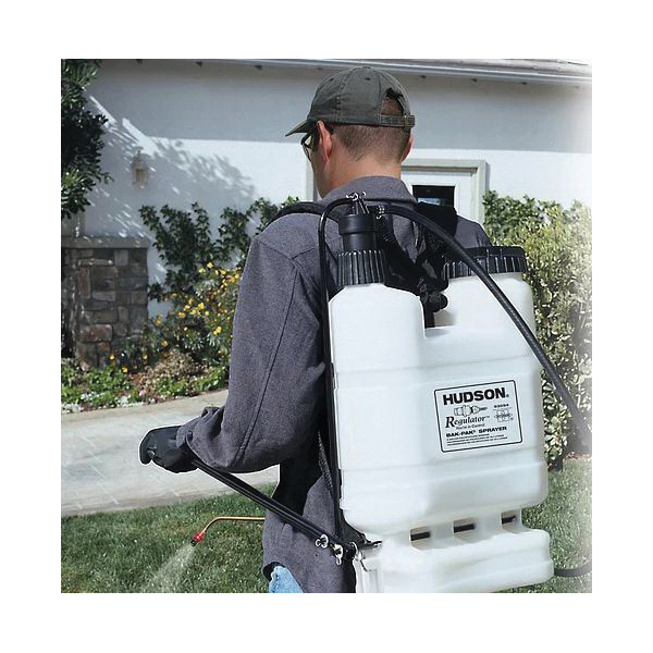Hudson&reg; Regulator&trade; Bak-Pak&reg; 93594 Lawn Sprayer, 4 gal Tank, 21 psi, 48 in L Hose