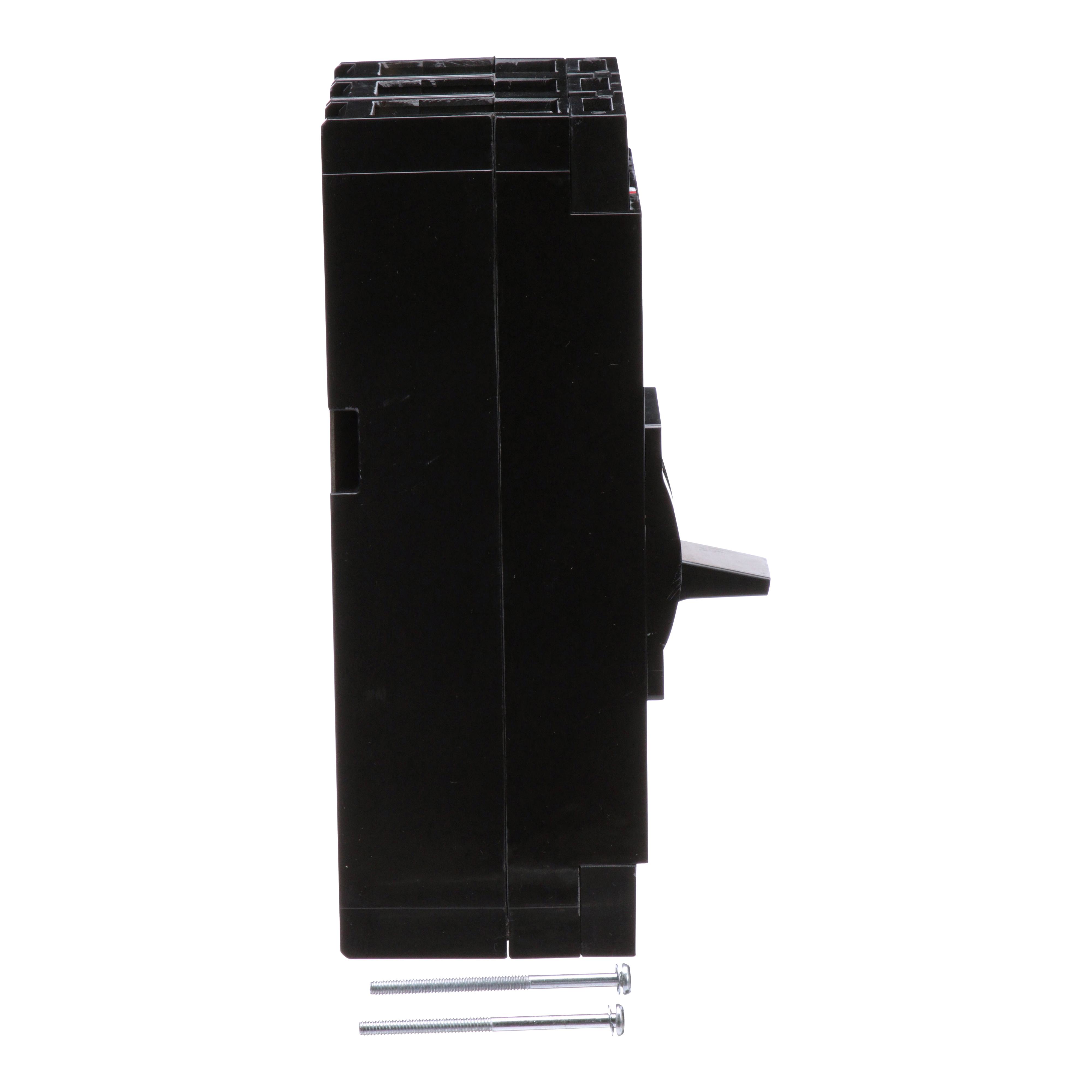 Square D&trade; Q4L2400 56685