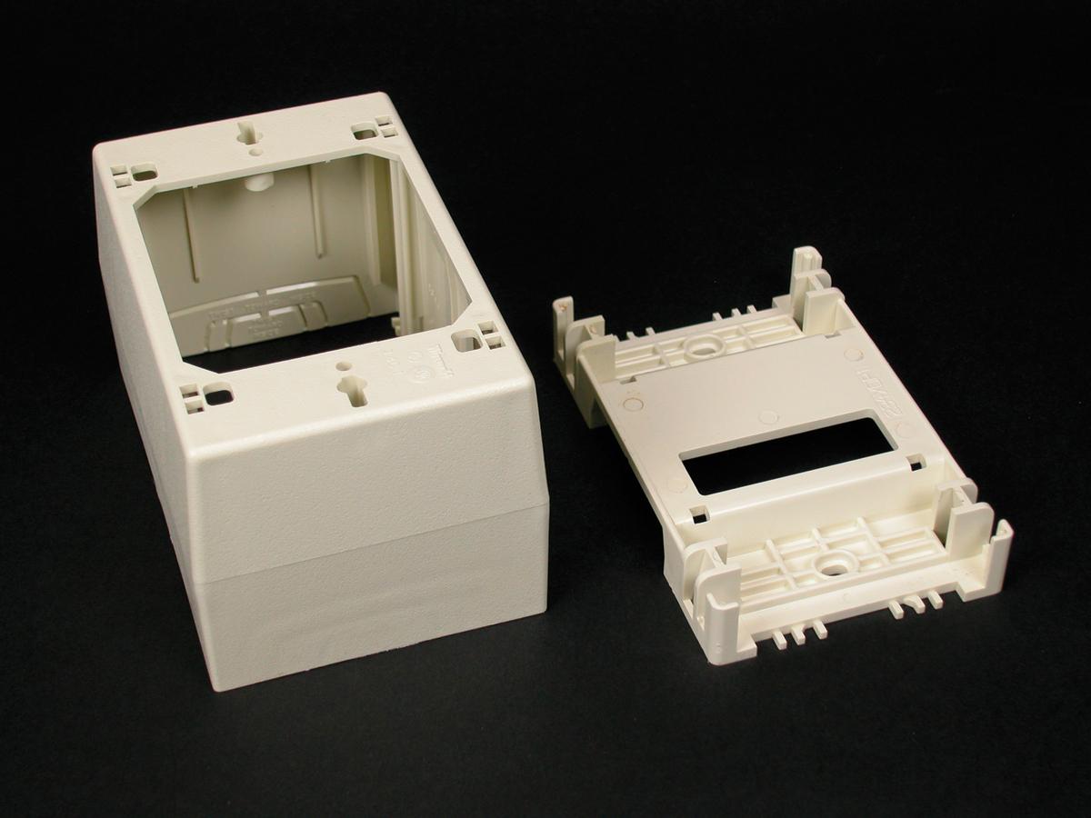 Wiremold® 2348