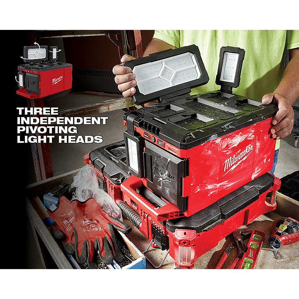 Milwaukee&reg; 2357-20 M18&trade; PACKOUT&trade; Portable Light/Charger With 2.1 A USB Charging, LED Lamp, 18 V, 3 Heads