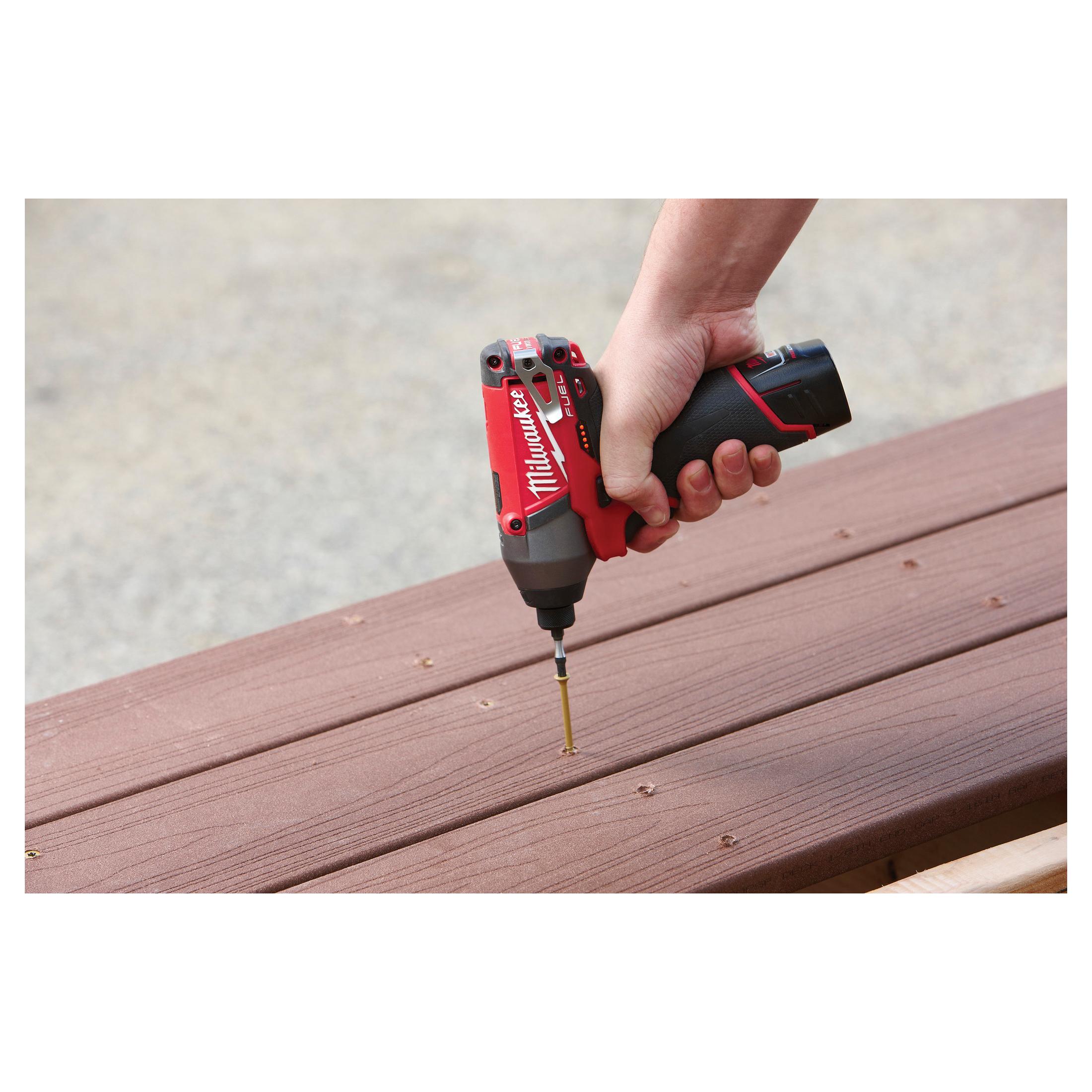 Milwaukee® 2453-82