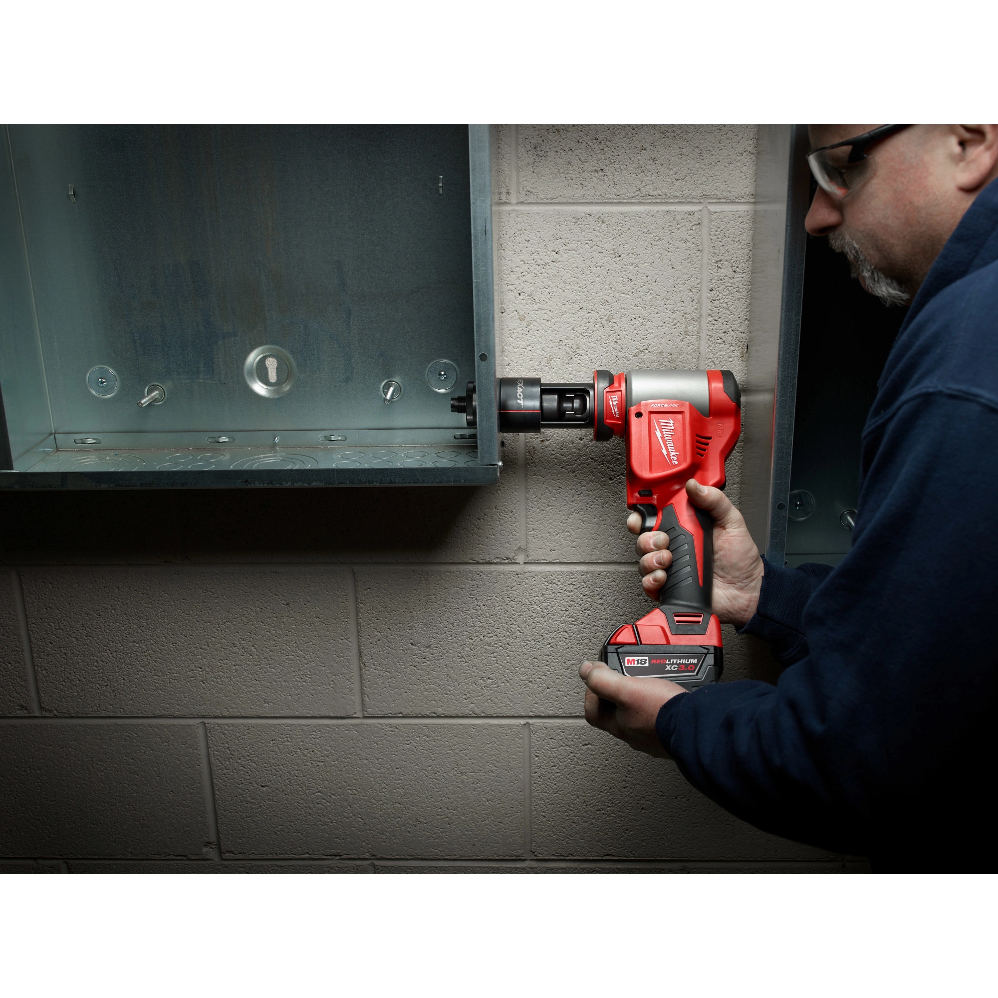Milwaukee&reg; 2676-22 MIL 2676-22