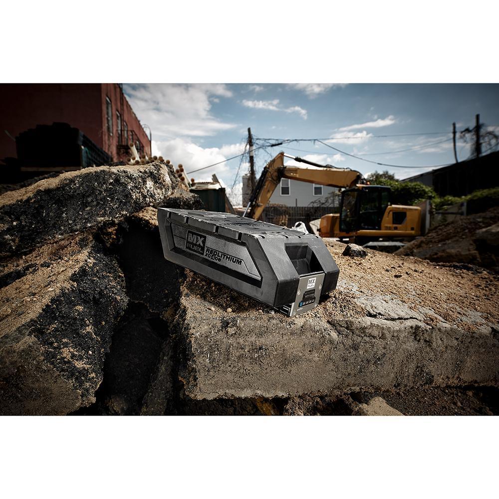 Milwaukee&reg; MX FUEL&trade; REDLITHIUM&trade; MXFXC406 Rechargeable Battery Pack, 6 Ah Li-Ion Battery, For Use With MX FUEL&trade; REDLITHIUM&trade; Equipment