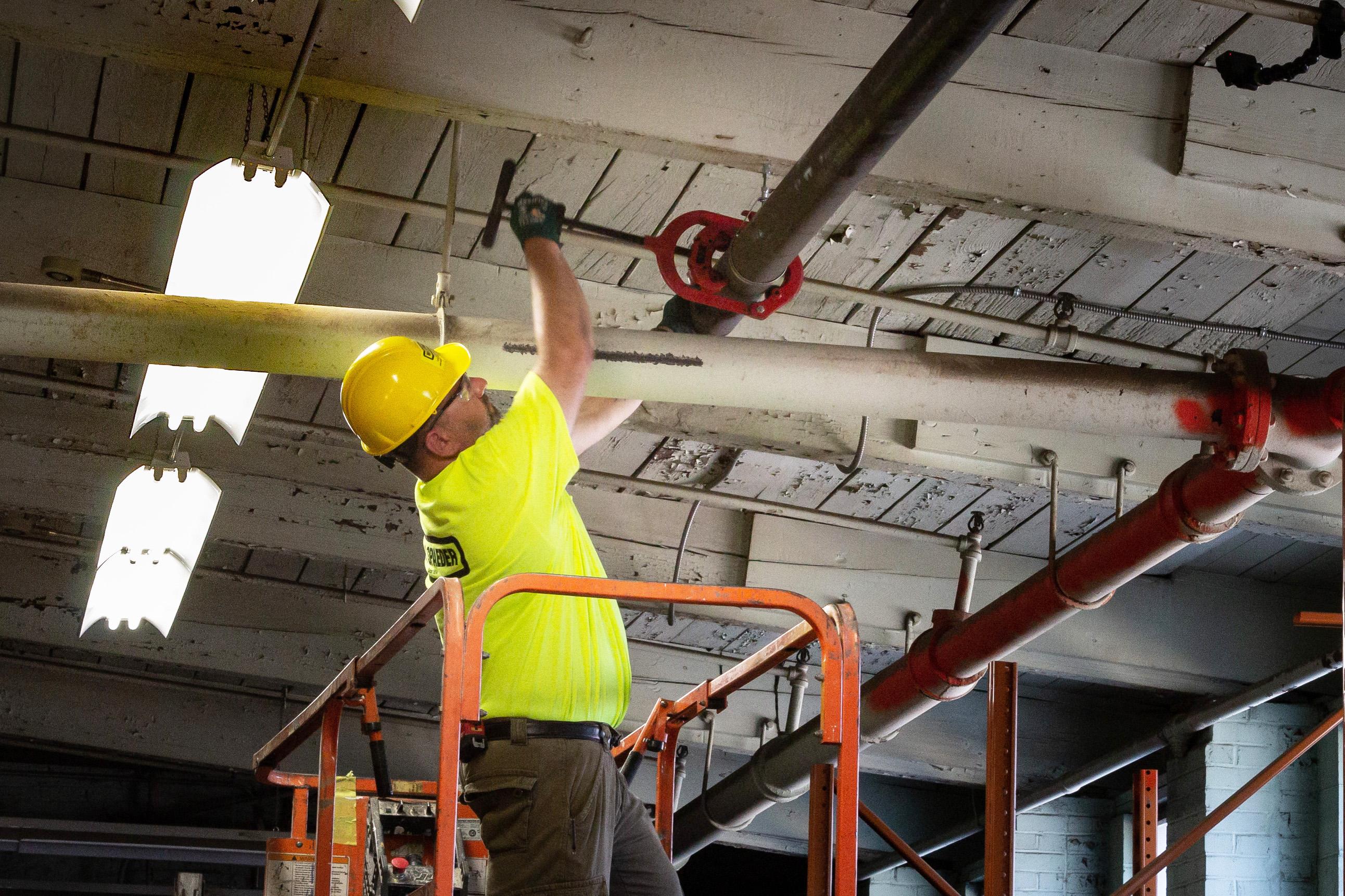 Reed 03120 Hinged Cutter, 2 to 4 in Nominal, Ergonomic Grip Rubber Handle