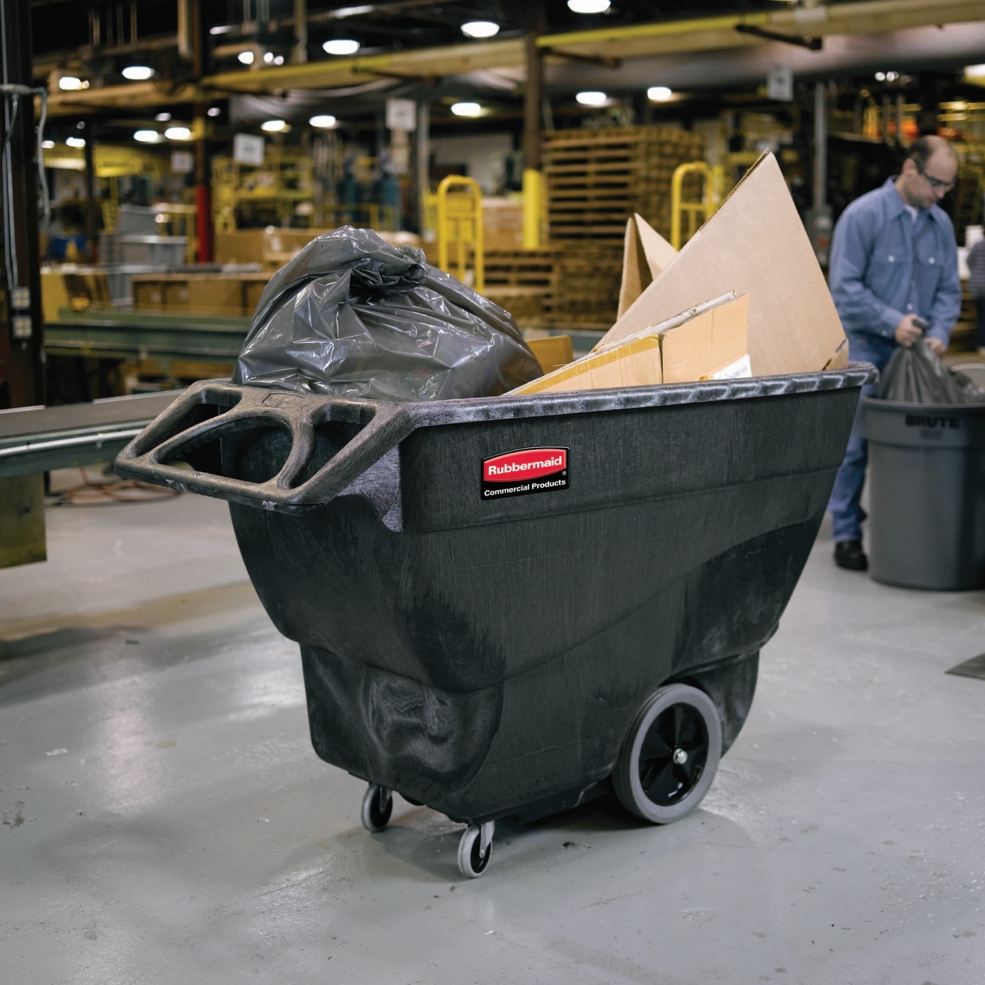 Rubbermaid&reg; FG9T1600BLA RUB RCP 9T16 BLA