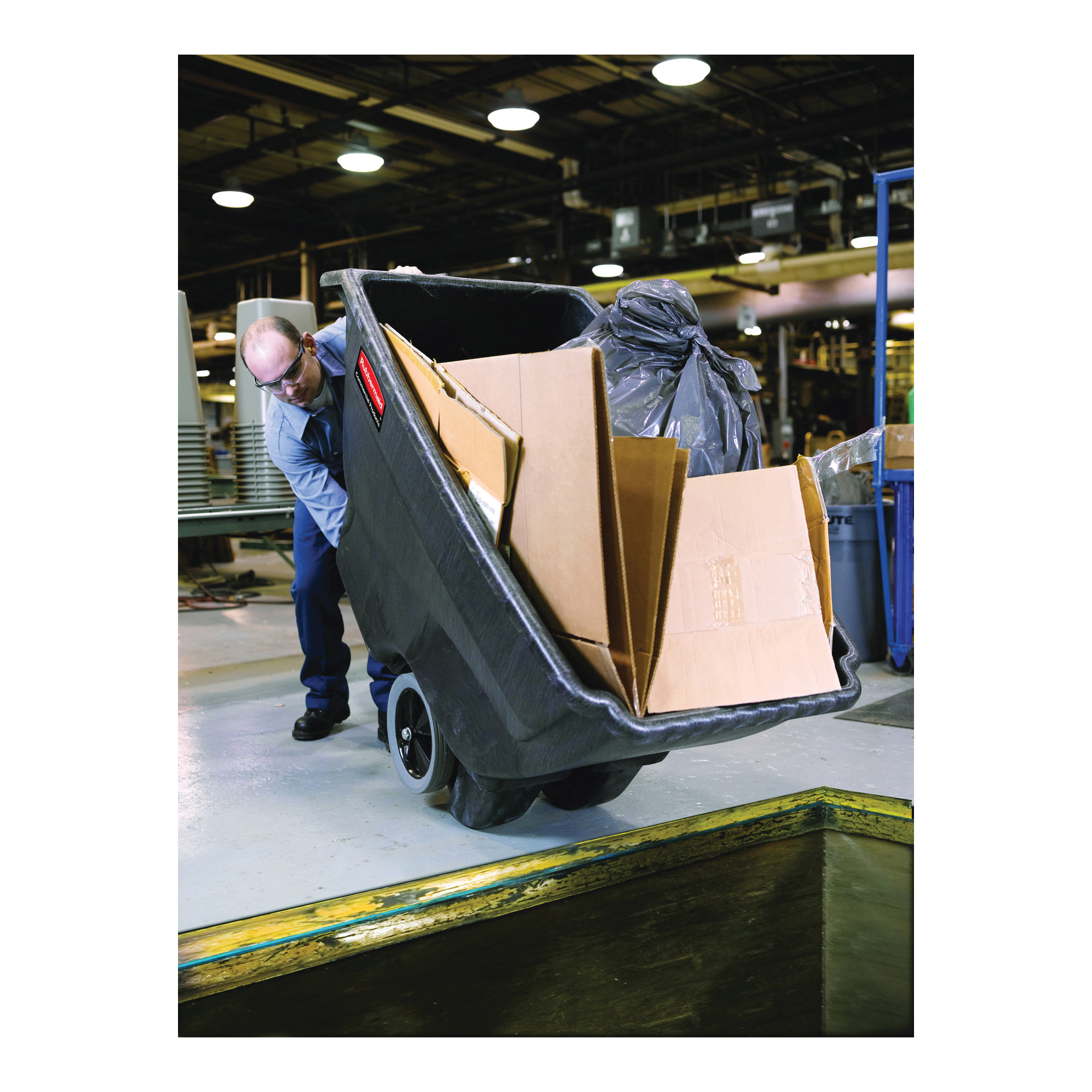 Rubbermaid® FG9T1600BLA RUB RCP 9T16 BLA
