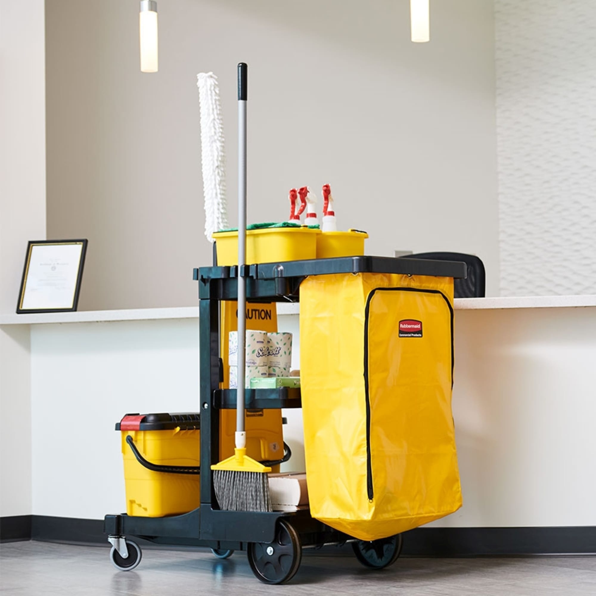 Rubbermaid&reg; FG9T8200YEL RUB FG9T8200YEL