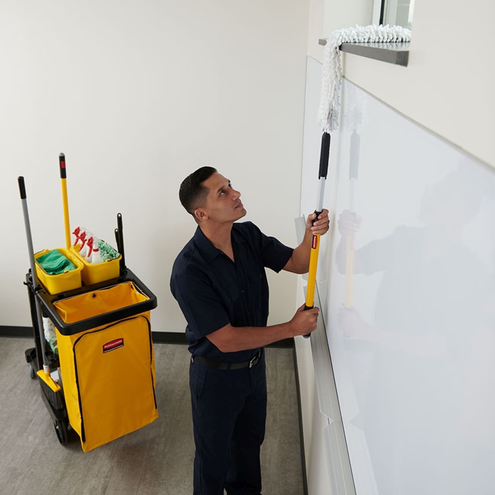 Rubbermaid&reg; FG9T8200YEL RUB FG9T8200YEL