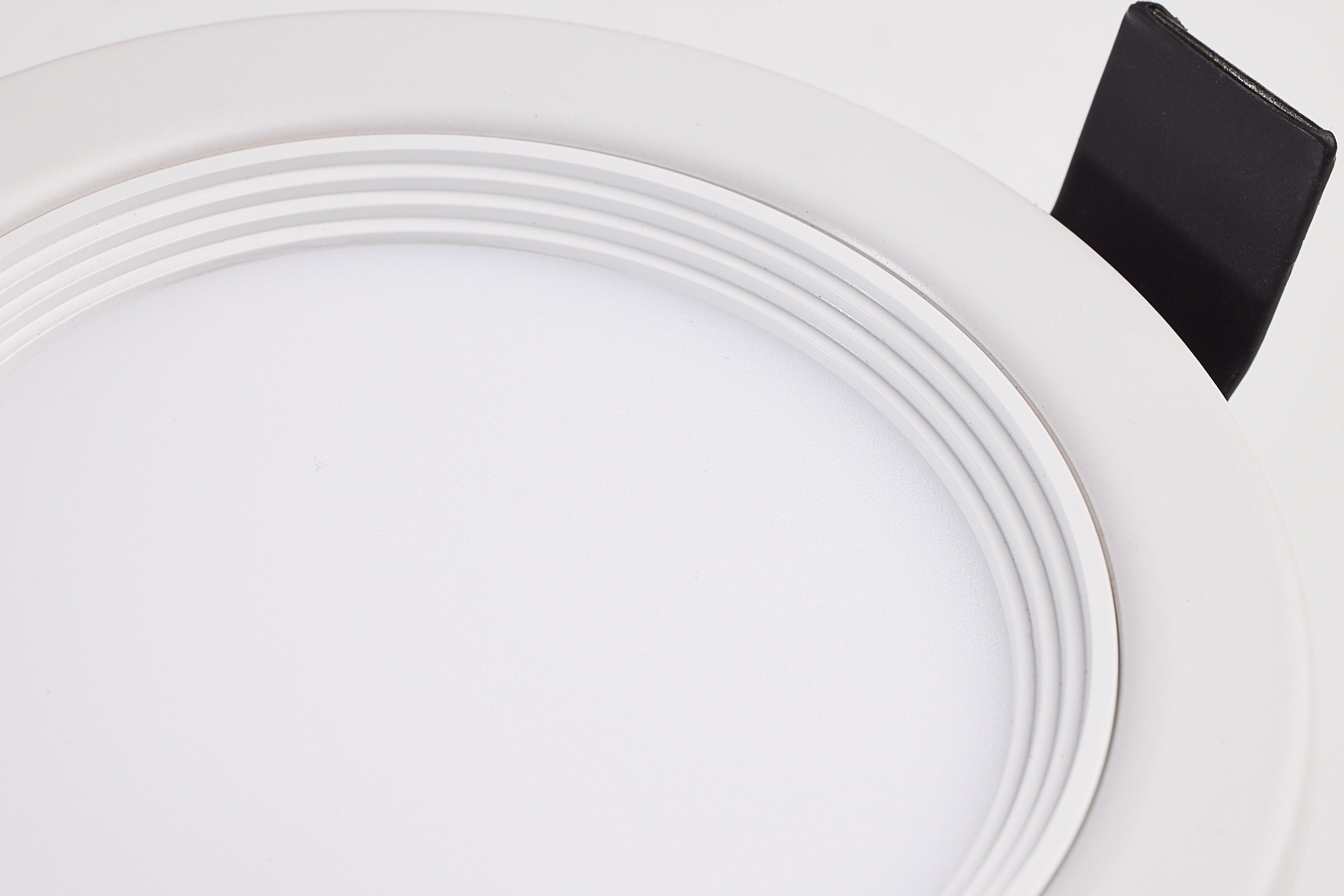 SATCO&reg; S11865