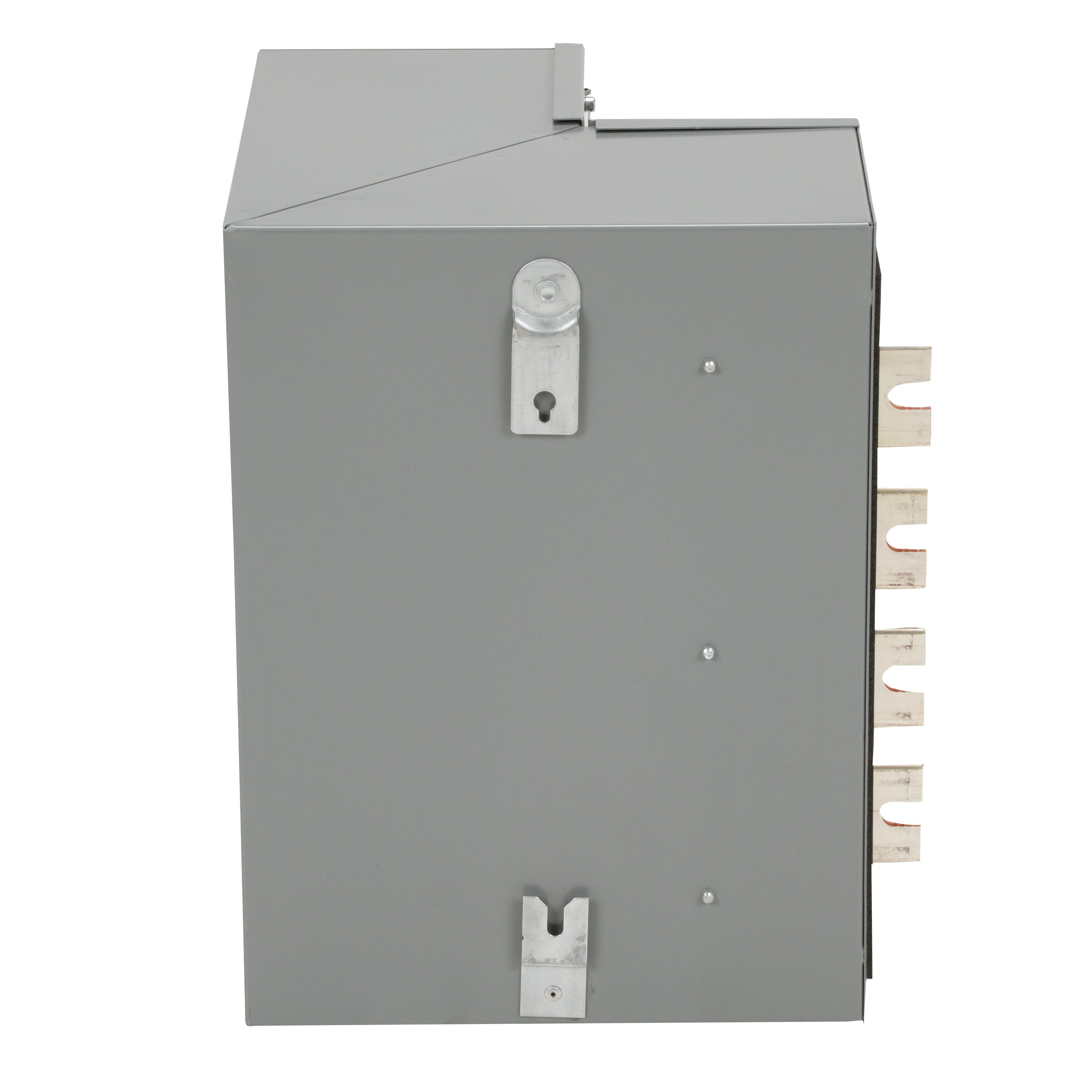 Square D&trade; EZM3CORNER 462419