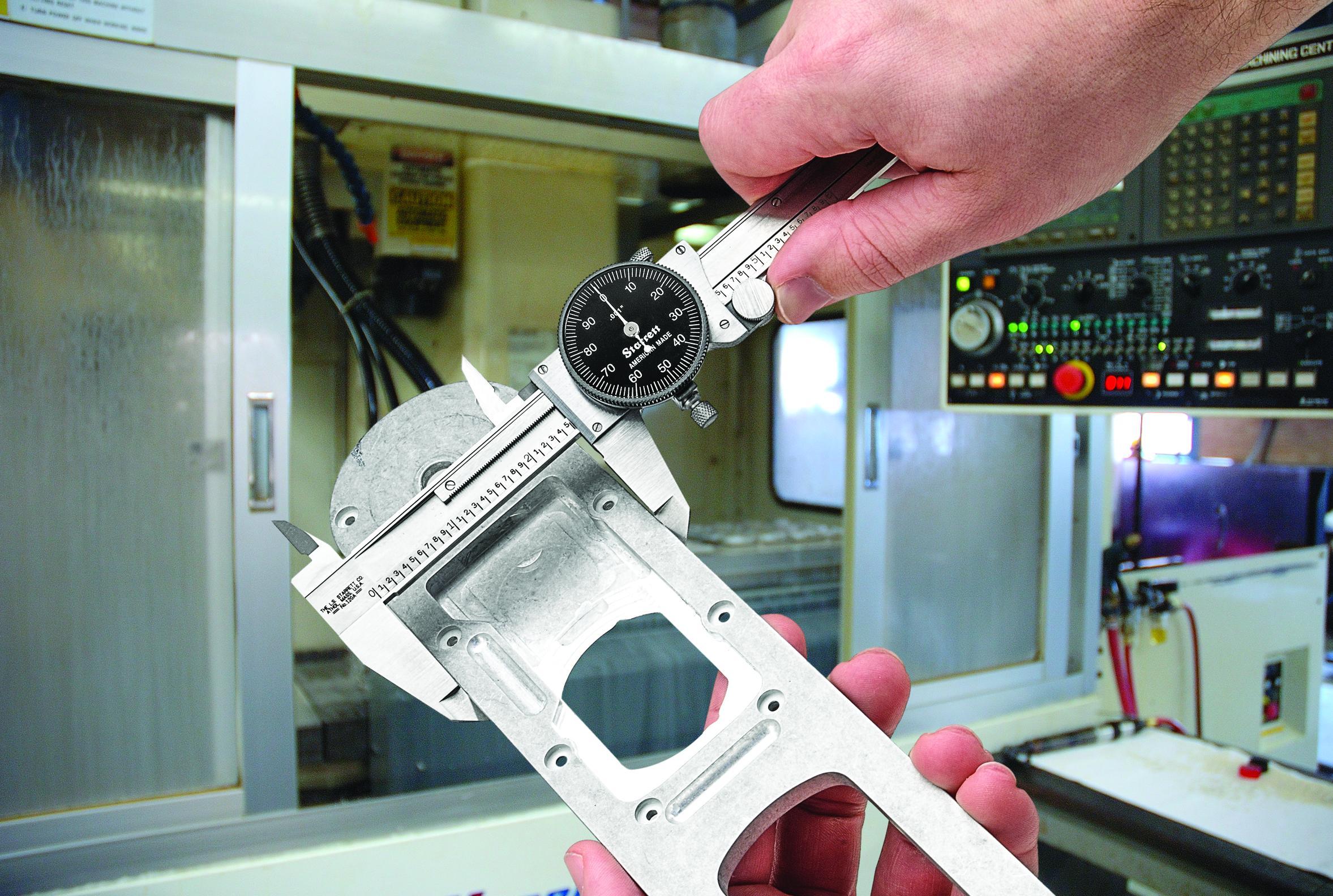 Starrett&reg; B120A-6 Accurate Direct Reading Reliable Dial Caliper With Plastic Case, 0 to 6 in, Graduation 0.001 in, 5/8 in Inside x 1-1/2 in Outside D Jaw, Stainless Steel, Satin