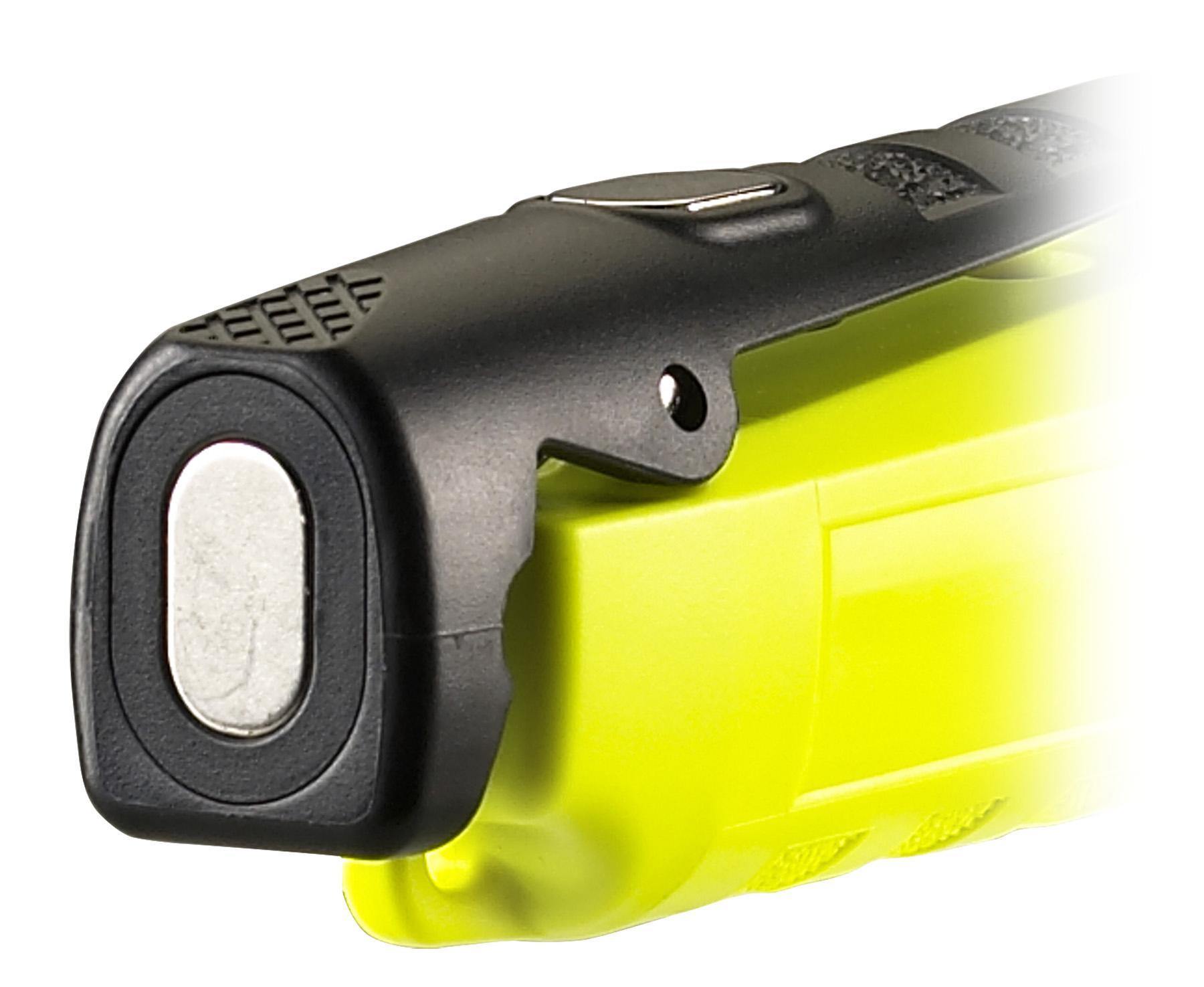 Streamlight&reg; 68780 DUALIE&reg; 3AA Multi-Function Flashlight, C4&reg; LED Bulb, Polymer Housing, 140/245 Lumens