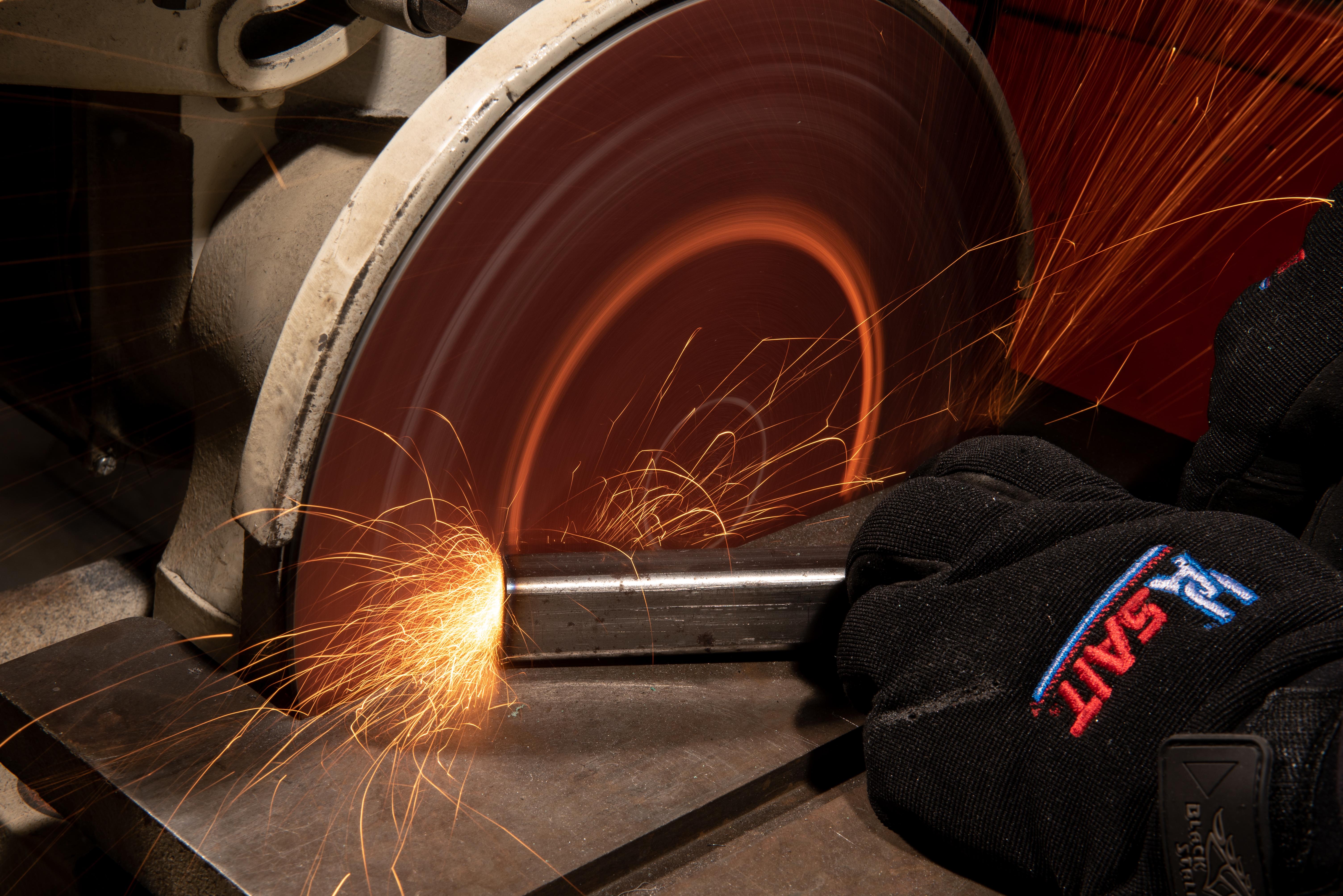 United Abrasives-SAIT 35207 Abrasive Disc, 16 in Dia Disc, 36 Grit, Aluminum Oxide Abrasive, Egyptian Cotton Backing