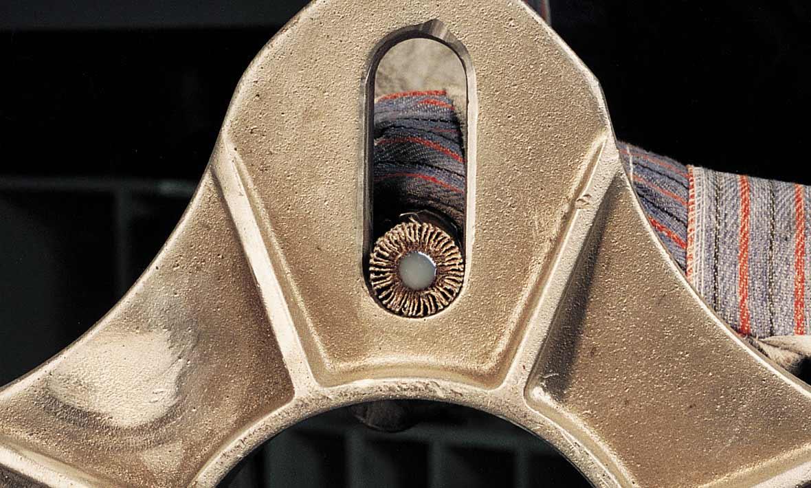 Walter Surface Technologies COOLCUT&trade; 15F156 Coated Flap Wheel, 1 in Dia Wheel, 1 in W Face, 1/4 in Dia Shank, 60 Grit, Coarse Grade, Aluminum Oxide Abrasive