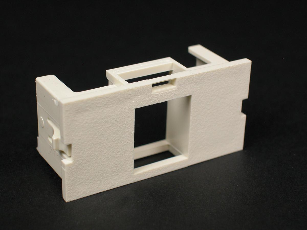 Wiremold&reg; WMDCM2-U1KEYA-GY