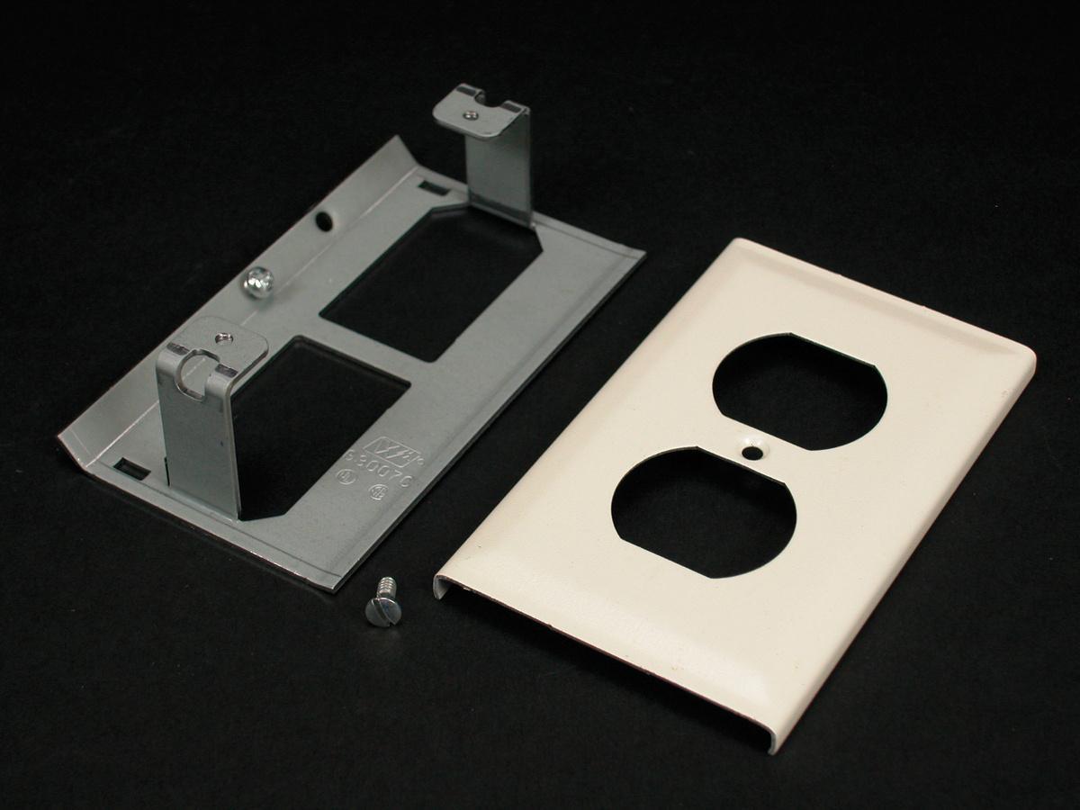 Wiremold&reg; V3043BE