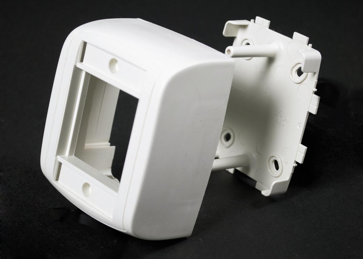 Wiremold&reg; WMDPBB2S2WH