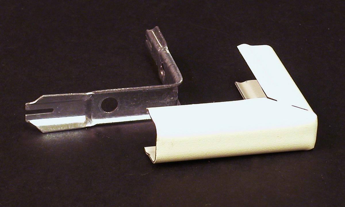 Wiremold&reg; V718