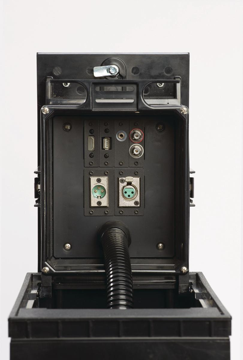 Wiremold® XB814CLVBN